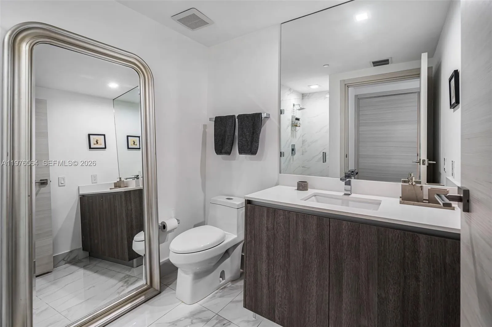 801 S Miami Ave 2901, Miami, Florida 33130, Miami, Florida 33130, 3 Bedrooms Bedrooms, ,4 BathroomsBathrooms,Residential,For Sale,801 S Miami Ave 2901, Miami, Florida 33130,A11976564