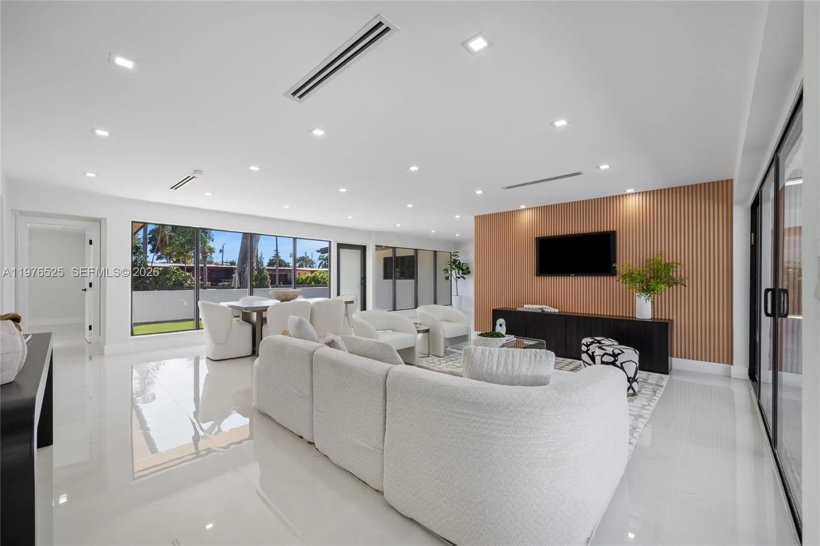 1931 Ne 186th Dr, North Miami Beach, Florida 33179, North Miami Beach, Florida 33179, 5 Bedrooms Bedrooms, ,4 BathroomsBathrooms,Residential Lease,For Rent,1931 Ne 186th Dr, North Miami Beach, Florida 33179,A11976525