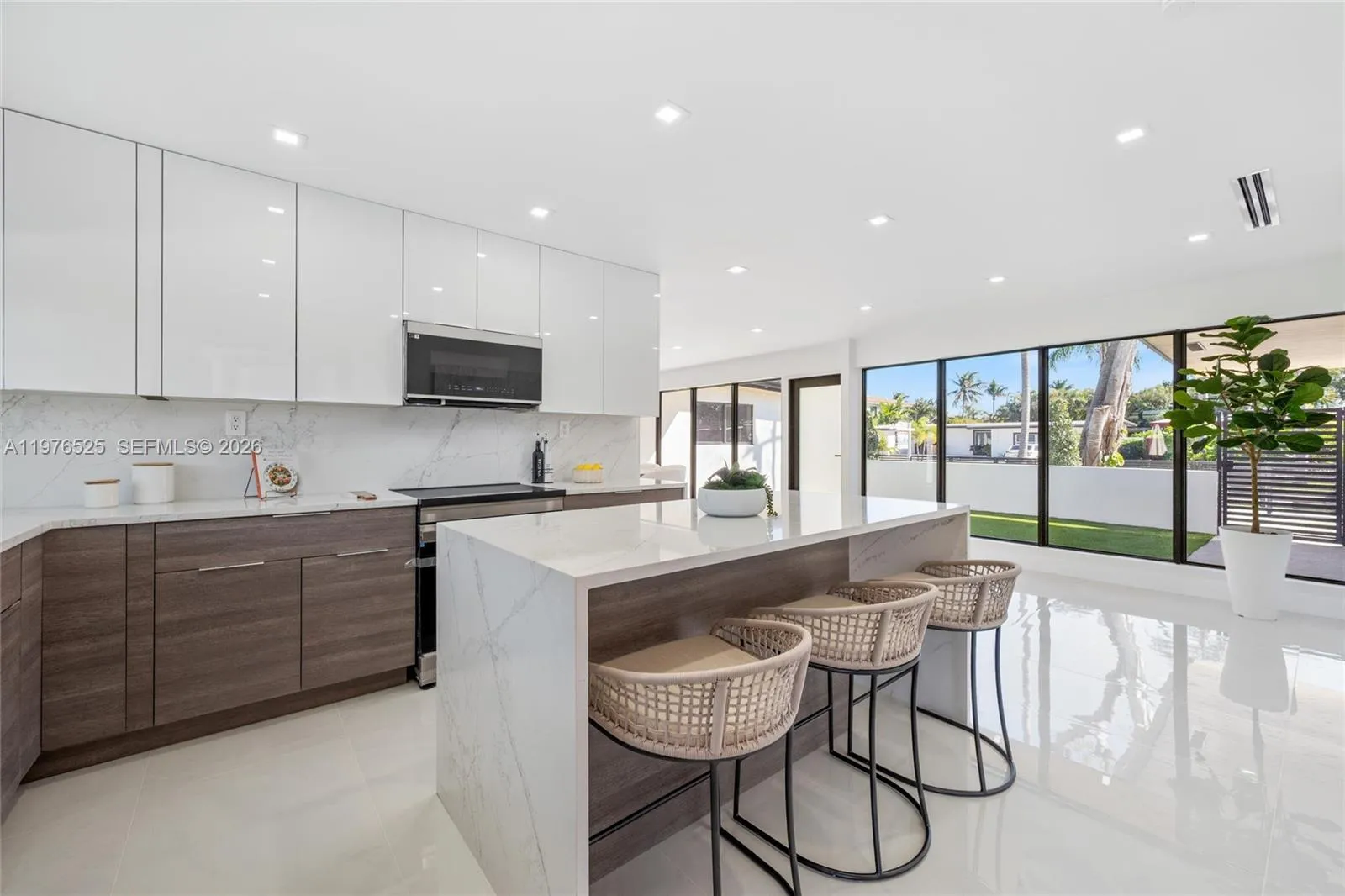 1931 Ne 186th Dr, North Miami Beach, Florida 33179, North Miami Beach, Florida 33179, 5 Bedrooms Bedrooms, ,4 BathroomsBathrooms,Residential Lease,For Rent,1931 Ne 186th Dr, North Miami Beach, Florida 33179,A11976525