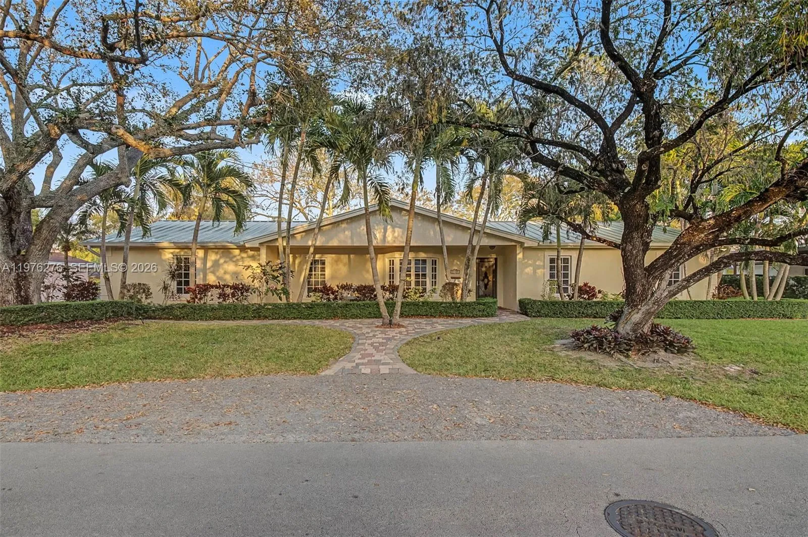 15401 Sw 81 Av, Palmetto Bay, Florida 33157, Palmetto Bay, Florida 33157, 5 Bedrooms Bedrooms, ,4 BathroomsBathrooms,Residential,For Sale,15401 Sw 81 Av, Palmetto Bay, Florida 33157,A11976276