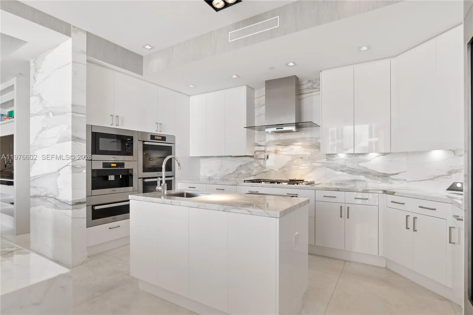 17749 Collins Ave 902, Sunny Isles Beach, Florida, Sunny Isles Beach, Florida 33160, 4 Bedrooms Bedrooms, ,6 BathroomsBathrooms,Residential Lease,For Rent,17749 Collins Ave 902, Sunny Isles Beach, Florida ,A11976602