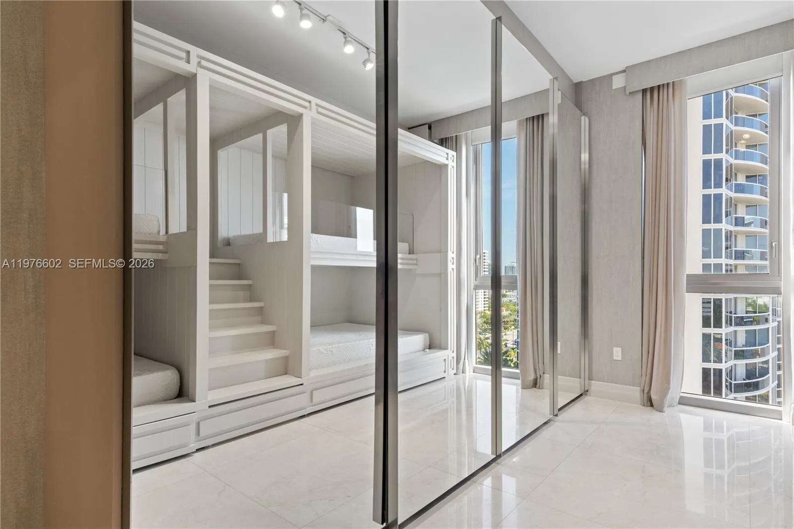 17749 Collins Ave 902, Sunny Isles Beach, Florida, Sunny Isles Beach, Florida 33160, 4 Bedrooms Bedrooms, ,6 BathroomsBathrooms,Residential Lease,For Rent,17749 Collins Ave 902, Sunny Isles Beach, Florida ,A11976602