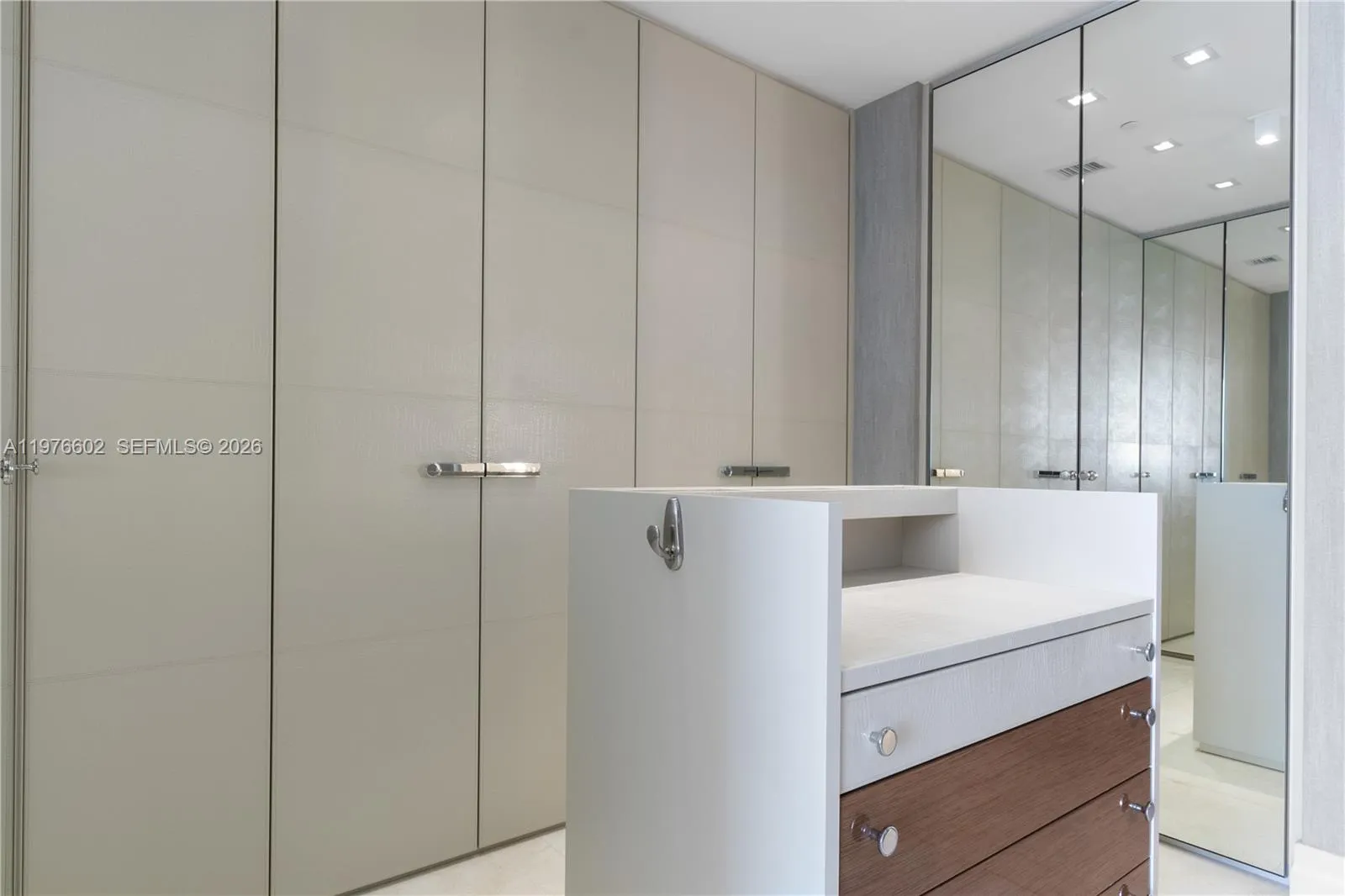 17749 Collins Ave 902, Sunny Isles Beach, Florida, Sunny Isles Beach, Florida 33160, 4 Bedrooms Bedrooms, ,6 BathroomsBathrooms,Residential Lease,For Rent,17749 Collins Ave 902, Sunny Isles Beach, Florida ,A11976602
