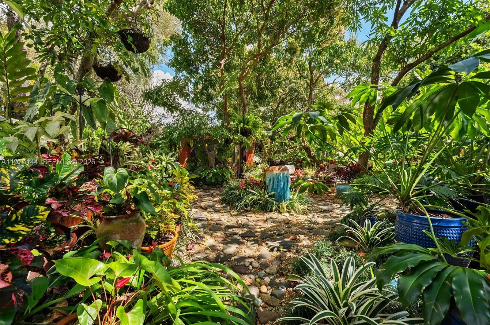 3820 Plaza St, Miami, Florida 33133, Miami, Florida 33133, 2 Bedrooms Bedrooms, ,2 BathroomsBathrooms,Residential,For Sale,3820 Plaza St, Miami, Florida 33133,A11975144