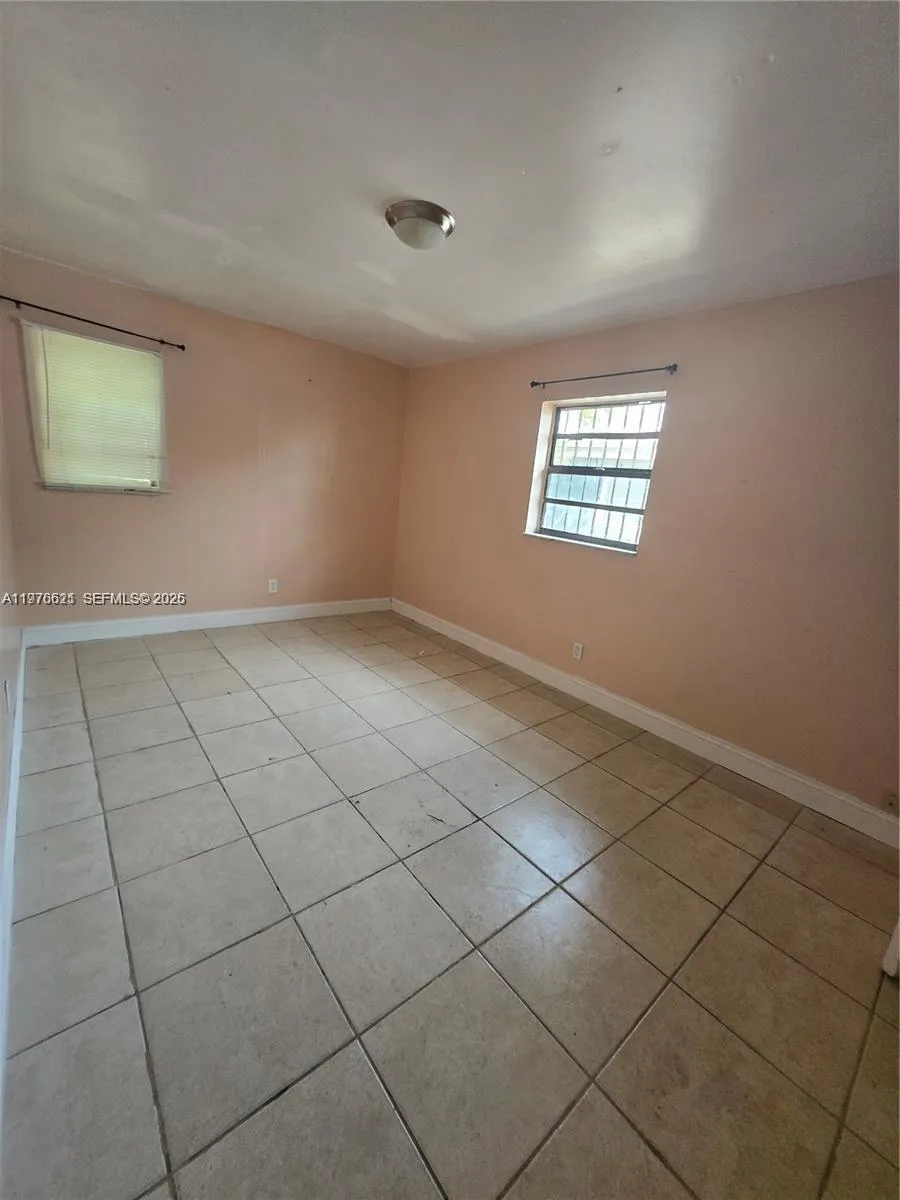 2111 Nw 26th Ave 2111, Fort Lauderdale, Florida 33, Fort Lauderdale, Florida 33311, 3 Bedrooms Bedrooms, ,1 BathroomBathrooms,Residential Lease,For Rent,2111 Nw 26th Ave 2111, Fort Lauderdale, Florida 33,A11976621