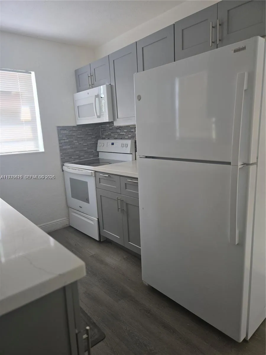 2111 Nw 26th Ave 2111, Fort Lauderdale, Florida 33, Fort Lauderdale, Florida 33311, 3 Bedrooms Bedrooms, ,1 BathroomBathrooms,Residential Lease,For Rent,2111 Nw 26th Ave 2111, Fort Lauderdale, Florida 33,A11976621