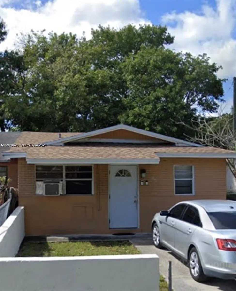 2111 Nw 26th Ave 2111, Fort Lauderdale, Florida 33, Fort Lauderdale, Florida 33311, 3 Bedrooms Bedrooms, ,1 BathroomBathrooms,Residential Lease,For Rent,2111 Nw 26th Ave 2111, Fort Lauderdale, Florida 33,A11976621