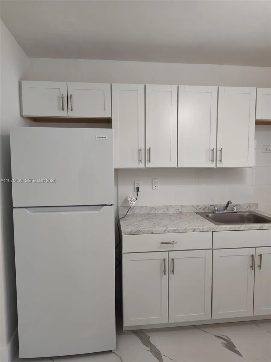 655 Eldron Dr 31, Miami Springs, Florida 33166, Miami Springs, Florida 33166, 1 Bedroom Bedrooms, ,1 BathroomBathrooms,Residential Lease,For Rent,655 Eldron Dr 31, Miami Springs, Florida 33166,A11976638