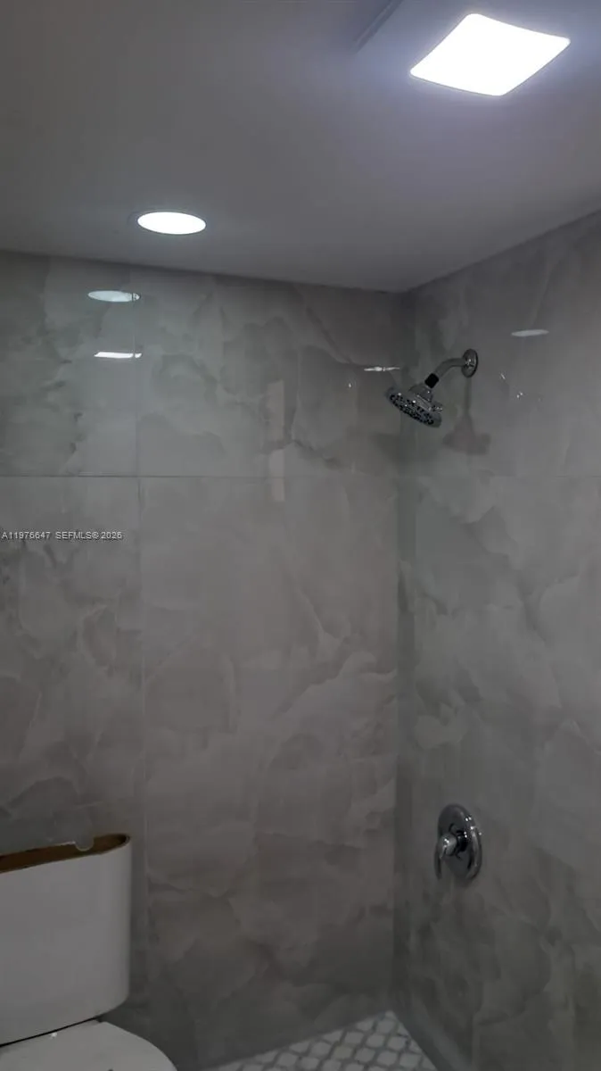 8820 Fontainebleau Blvd 302, Miami, Florida 33172, Miami, Florida 33172, 2 Bedrooms Bedrooms, ,2 BathroomsBathrooms,Residential Lease,For Rent,8820 Fontainebleau Blvd 302, Miami, Florida 33172,A11976647