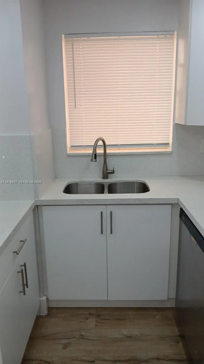 8820 Fontainebleau Blvd 302, Miami, Florida 33172, Miami, Florida 33172, 2 Bedrooms Bedrooms, ,2 BathroomsBathrooms,Residential Lease,For Rent,8820 Fontainebleau Blvd 302, Miami, Florida 33172,A11976647