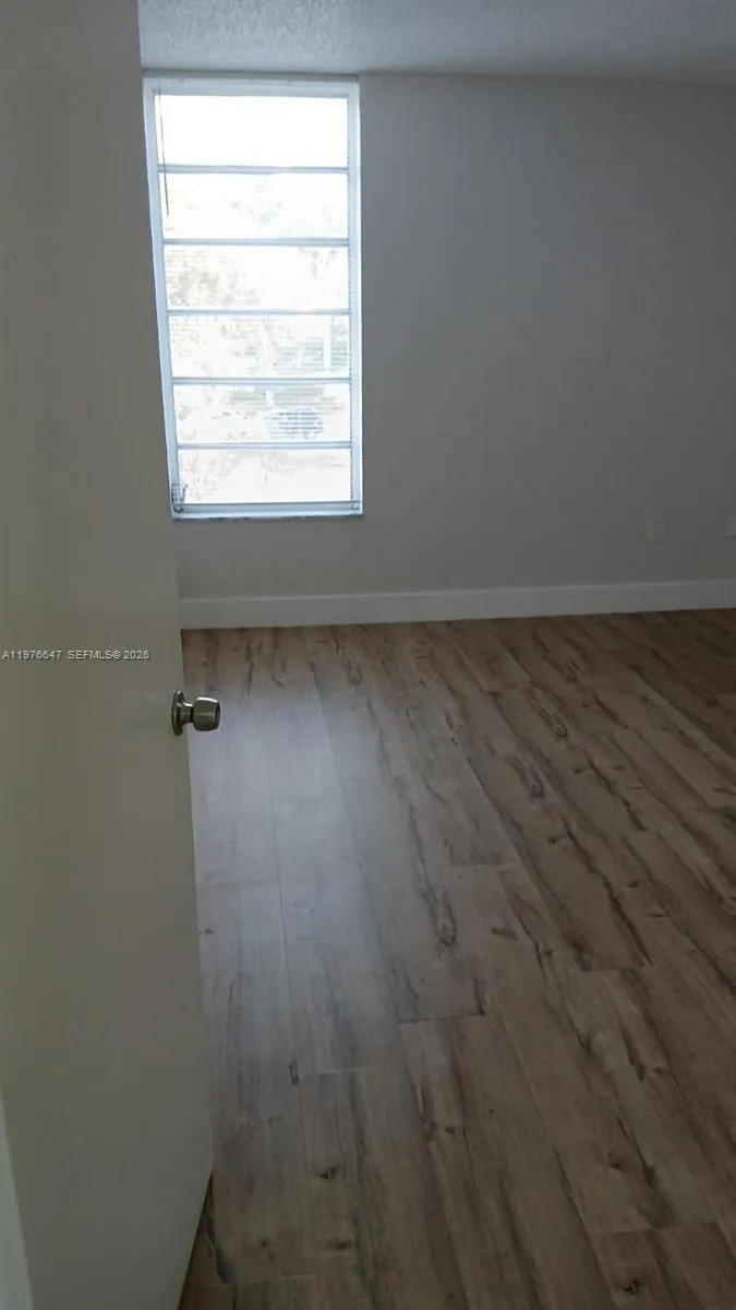 8820 Fontainebleau Blvd 302, Miami, Florida 33172, Miami, Florida 33172, 2 Bedrooms Bedrooms, ,2 BathroomsBathrooms,Residential Lease,For Rent,8820 Fontainebleau Blvd 302, Miami, Florida 33172,A11976647