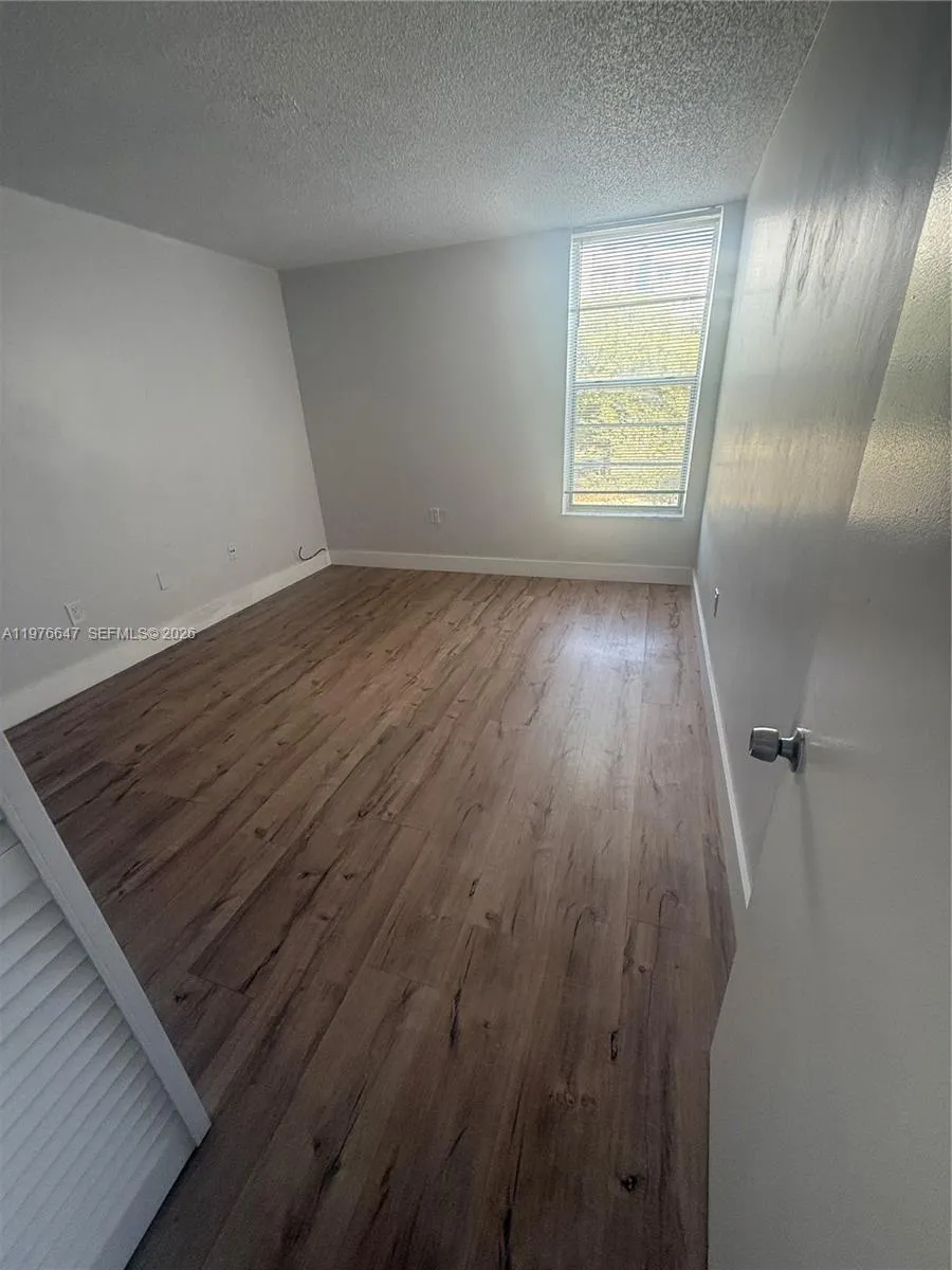 8820 Fontainebleau Blvd 302, Miami, Florida 33172, Miami, Florida 33172, 2 Bedrooms Bedrooms, ,2 BathroomsBathrooms,Residential Lease,For Rent,8820 Fontainebleau Blvd 302, Miami, Florida 33172,A11976647