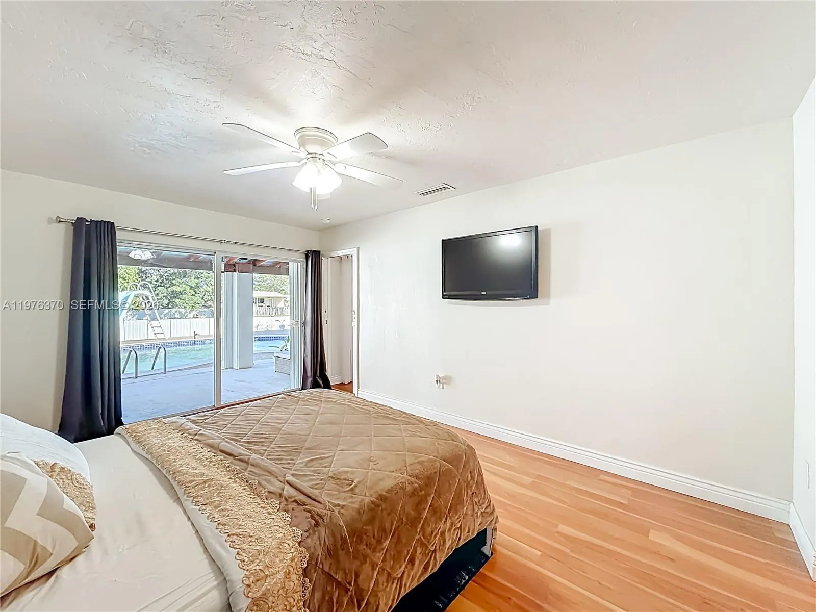 2913 Dolphin Dr, Miramar, Florida 33025, Miramar, Florida 33025, 4 Bedrooms Bedrooms, ,2 BathroomsBathrooms,Residential,For Sale,2913 Dolphin Dr, Miramar, Florida 33025,A11976370