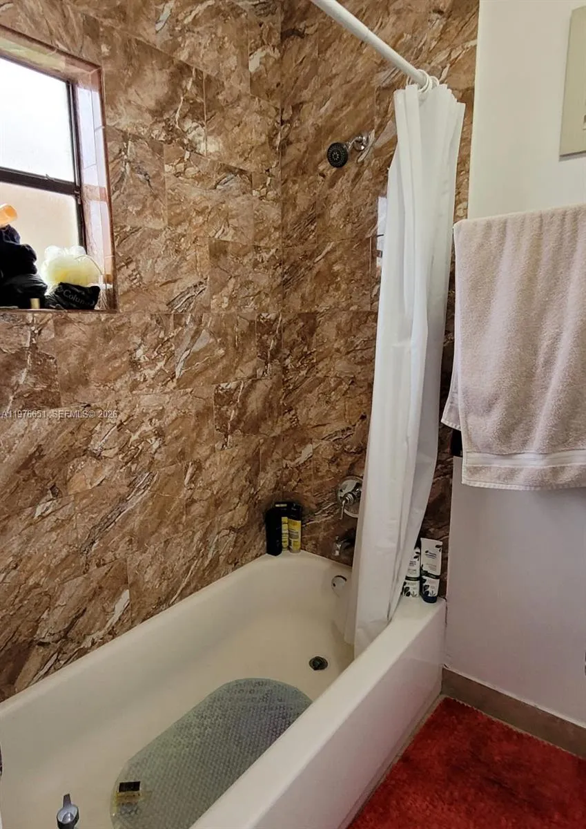 10932 Sw 25th St, Miami, Florida 33165, Miami, Florida 33165, 4 Bedrooms Bedrooms, ,2 BathroomsBathrooms,Residential Lease,For Rent,10932 Sw 25th St, Miami, Florida 33165,A11976651