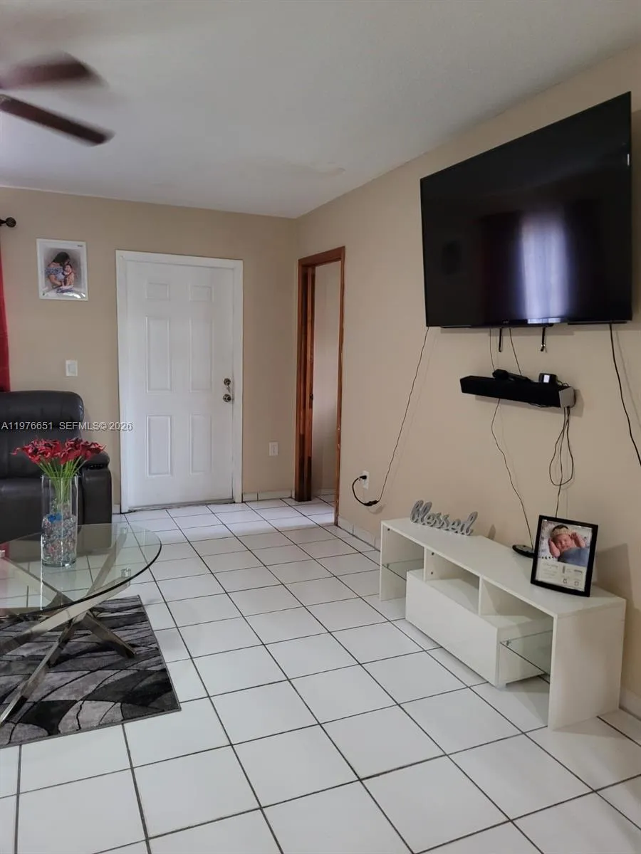 10932 Sw 25th St, Miami, Florida 33165, Miami, Florida 33165, 4 Bedrooms Bedrooms, ,2 BathroomsBathrooms,Residential Lease,For Rent,10932 Sw 25th St, Miami, Florida 33165,A11976651