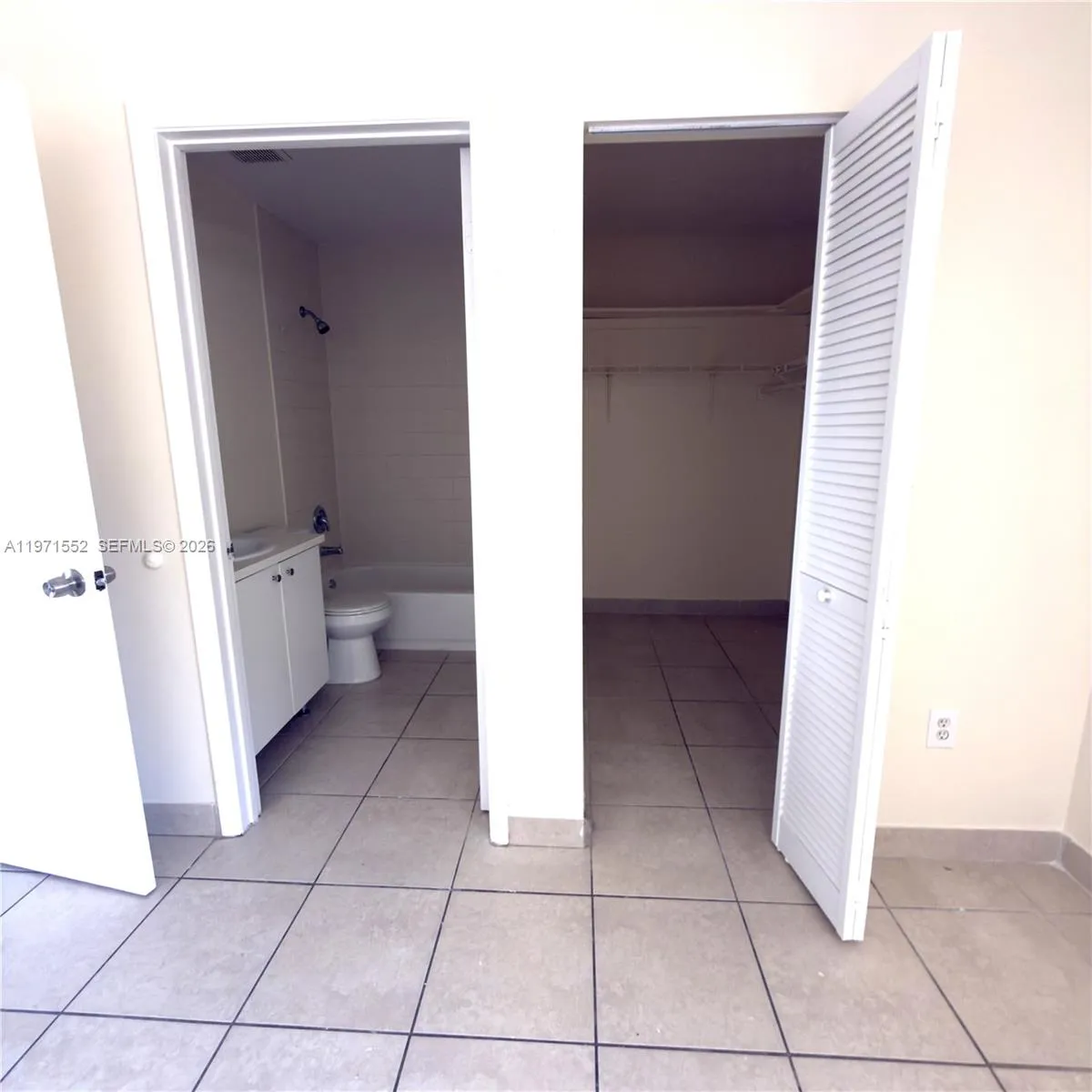 451 Ne 136th St Iii314, North Miami, Florida 33161, North Miami, Florida 33161, 3 Bedrooms Bedrooms, ,2 BathroomsBathrooms,Residential Lease,For Rent,451 Ne 136th St Iii314, North Miami, Florida 33161,A11971552