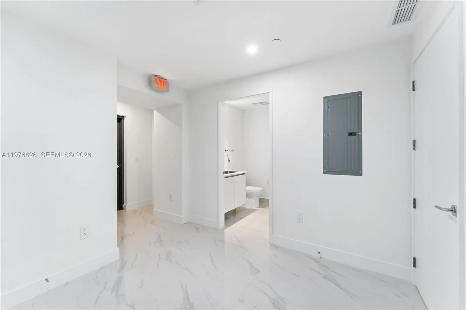 700 Ne 24th St 5401, Miami, Florida 33137, Miami, Florida 33137, 5 Bedrooms Bedrooms, ,5 BathroomsBathrooms,Residential Lease,For Rent,700 Ne 24th St 5401, Miami, Florida 33137,A11976626