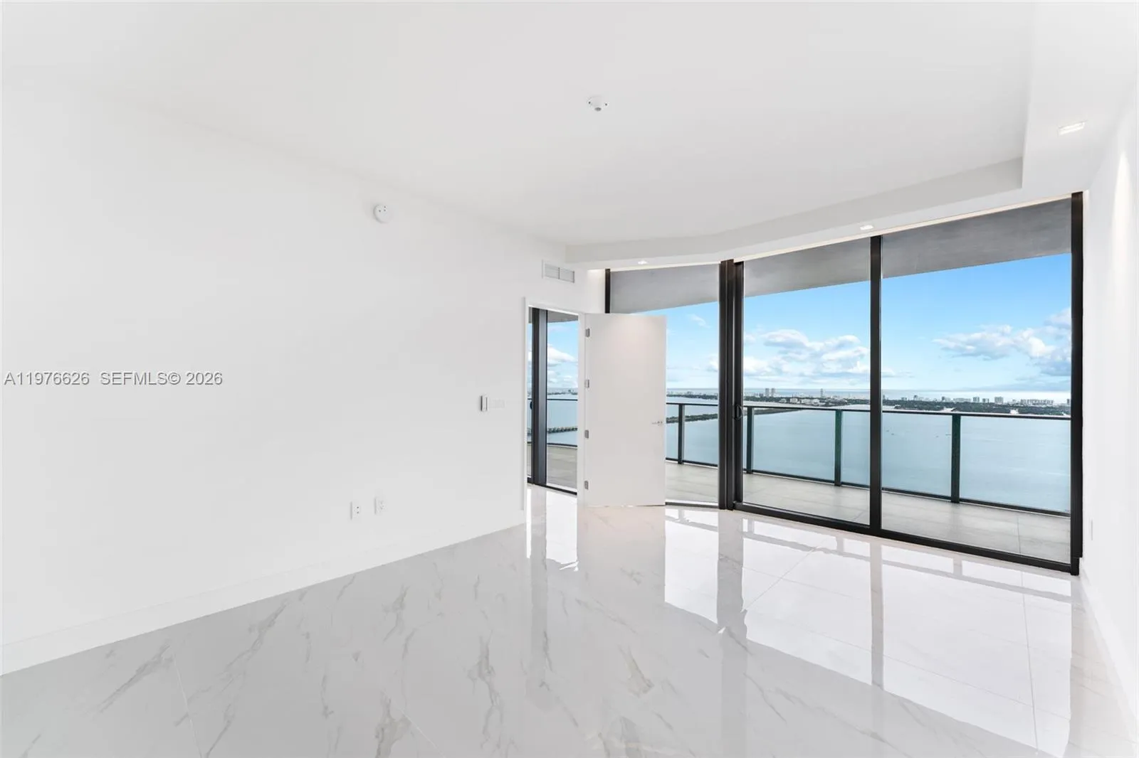 700 Ne 24th St 5401, Miami, Florida 33137, Miami, Florida 33137, 5 Bedrooms Bedrooms, ,5 BathroomsBathrooms,Residential Lease,For Rent,700 Ne 24th St 5401, Miami, Florida 33137,A11976626