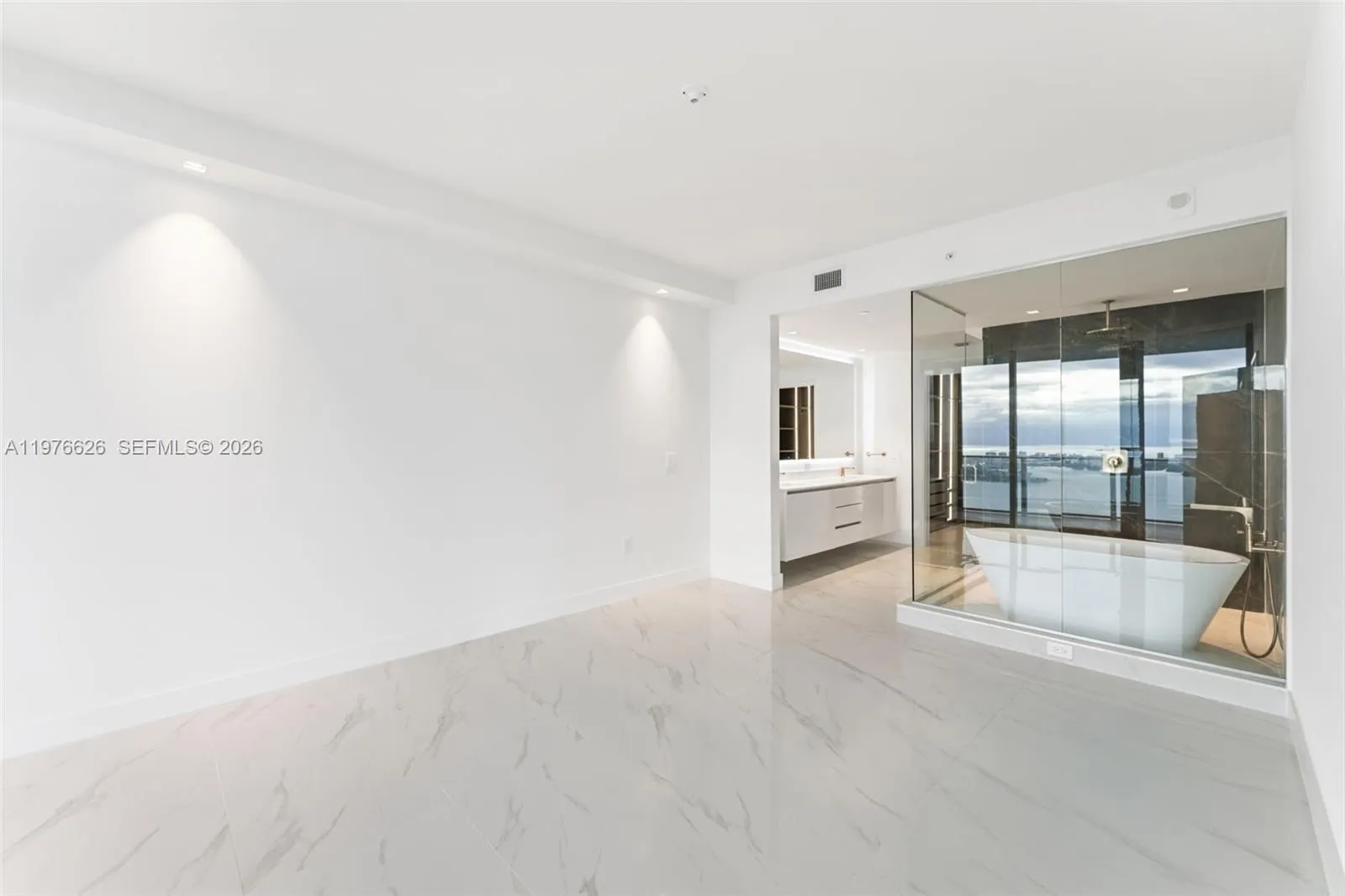 700 Ne 24th St 5401, Miami, Florida 33137, Miami, Florida 33137, 5 Bedrooms Bedrooms, ,5 BathroomsBathrooms,Residential Lease,For Rent,700 Ne 24th St 5401, Miami, Florida 33137,A11976626