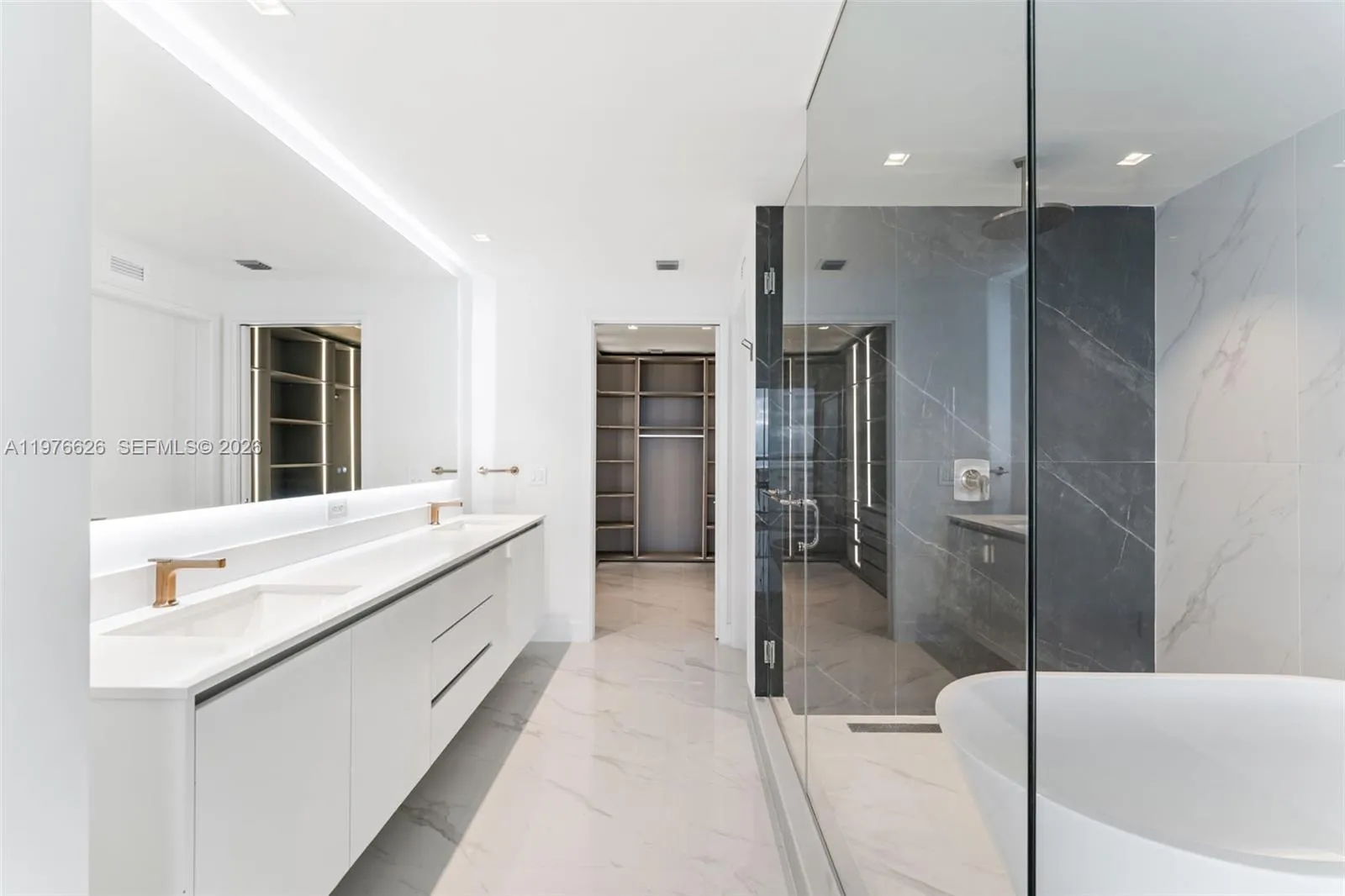 700 Ne 24th St 5401, Miami, Florida 33137, Miami, Florida 33137, 5 Bedrooms Bedrooms, ,5 BathroomsBathrooms,Residential Lease,For Rent,700 Ne 24th St 5401, Miami, Florida 33137,A11976626