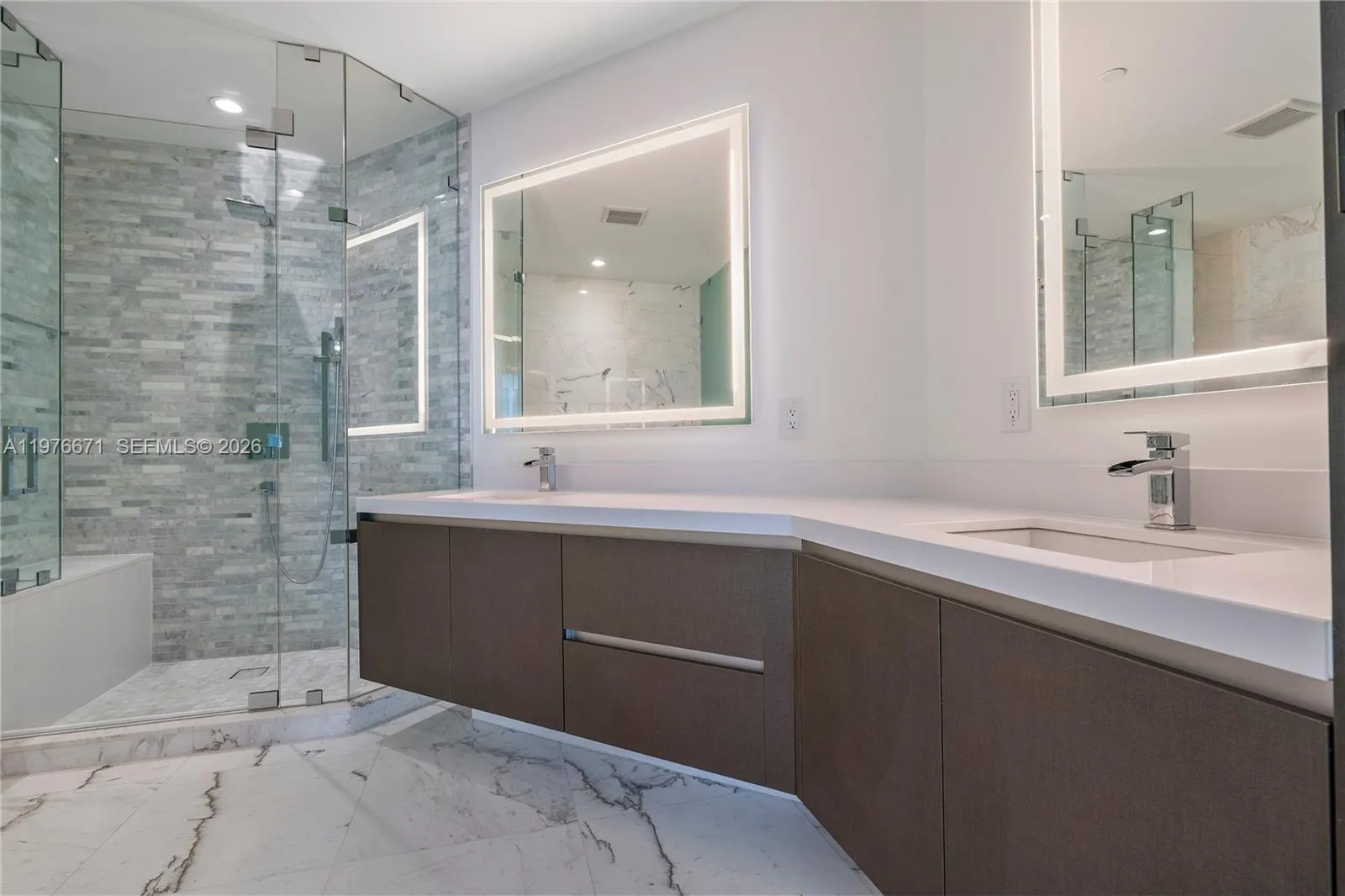851 Ne 1st Ave 3203, Miami, Florida 33132, Miami, Florida 33132, 2 Bedrooms Bedrooms, ,3 BathroomsBathrooms,Residential Lease,For Rent,851 Ne 1st Ave 3203, Miami, Florida 33132,A11976671