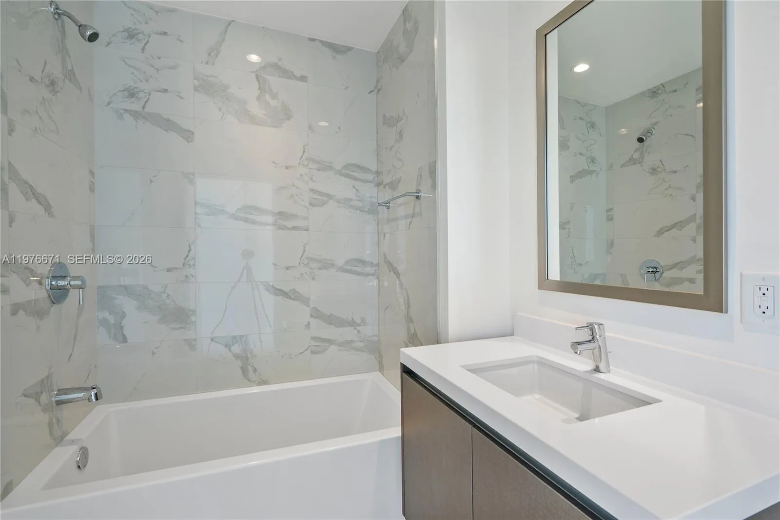 851 Ne 1st Ave 3203, Miami, Florida 33132, Miami, Florida 33132, 2 Bedrooms Bedrooms, ,3 BathroomsBathrooms,Residential Lease,For Rent,851 Ne 1st Ave 3203, Miami, Florida 33132,A11976671