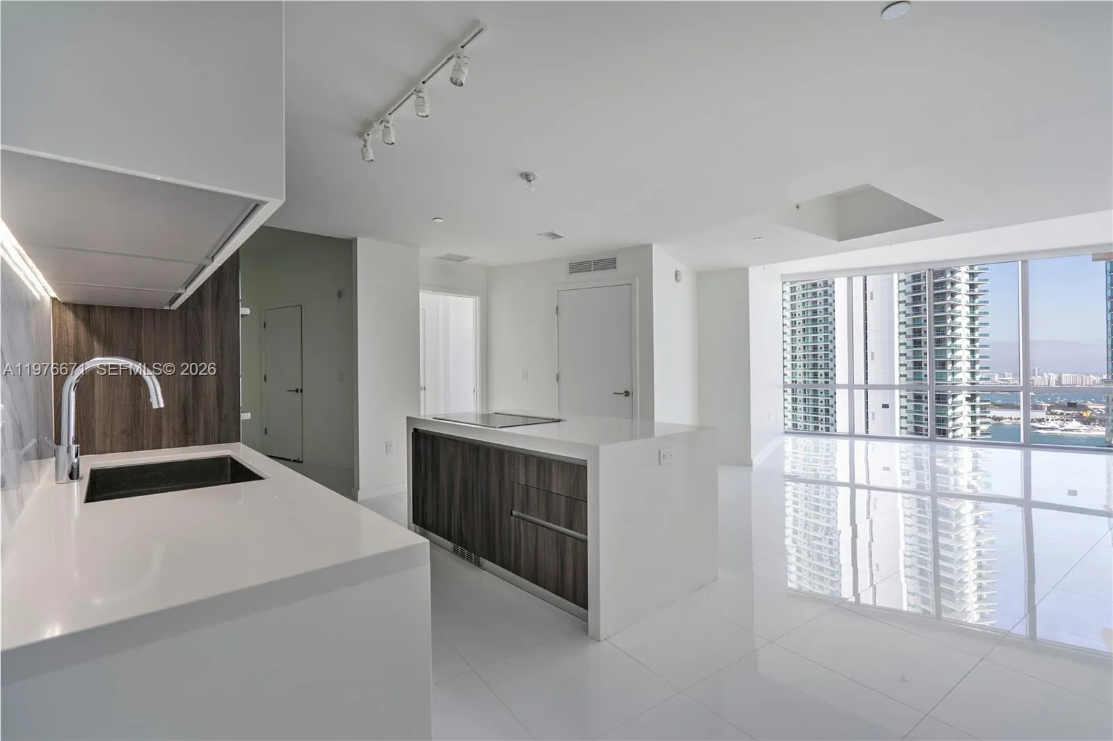 851 Ne 1st Ave 3203, Miami, Florida 33132, Miami, Florida 33132, 2 Bedrooms Bedrooms, ,3 BathroomsBathrooms,Residential Lease,For Rent,851 Ne 1st Ave 3203, Miami, Florida 33132,A11976671