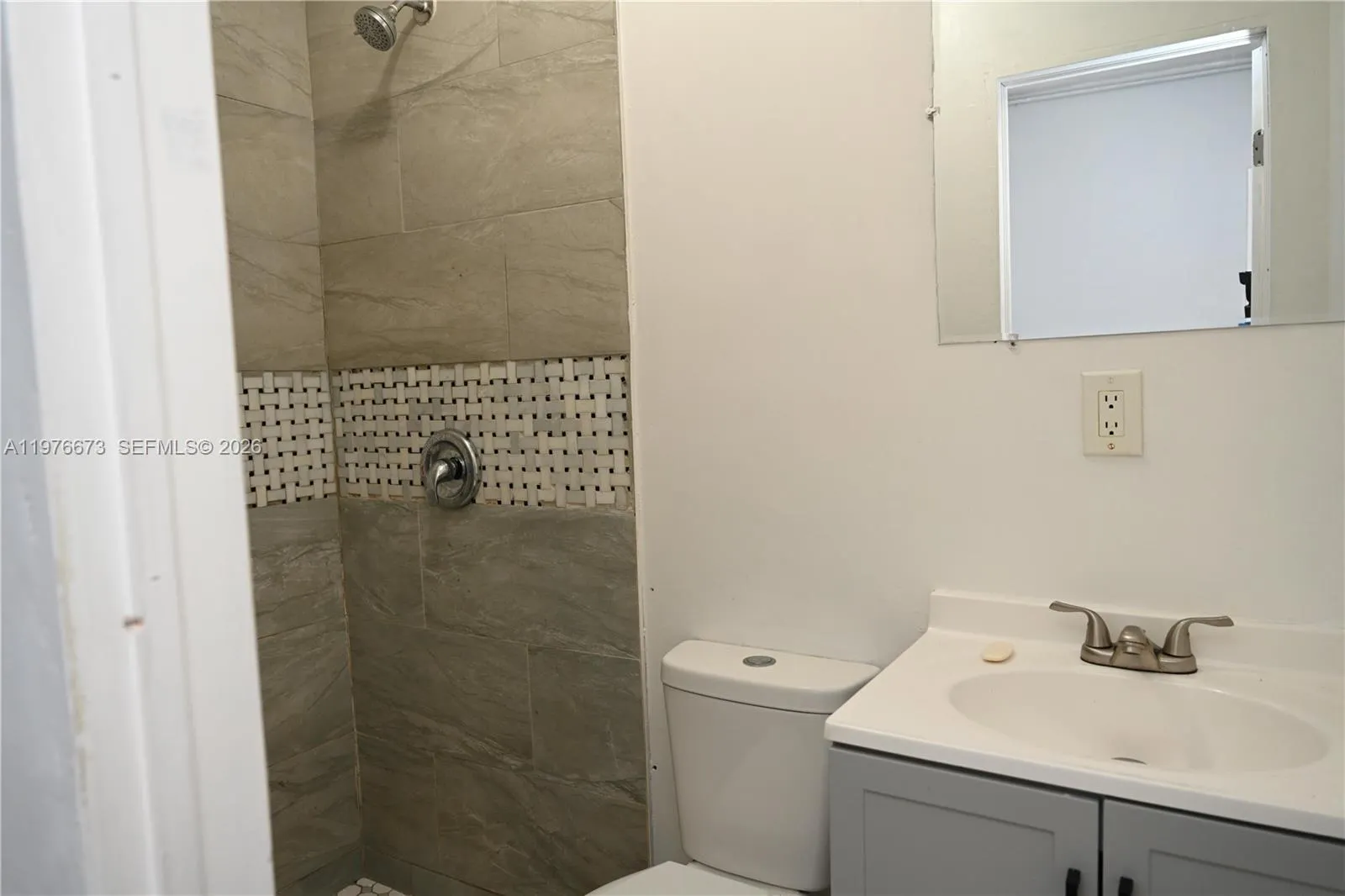 5941 Nw 14th Ct, Sunrise, Florida 33313, Sunrise, Florida 33313, ,1 BathroomBathrooms,Residential Lease,For Rent,5941 Nw 14th Ct, Sunrise, Florida 33313,A11976673