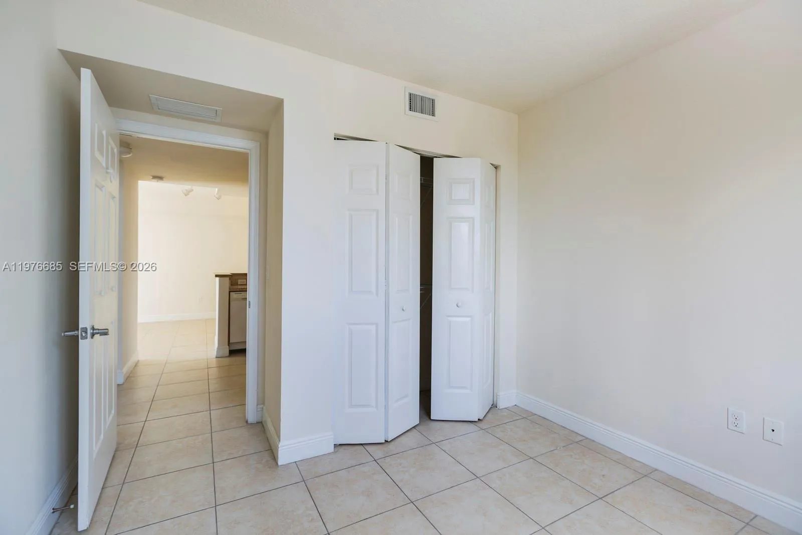 423 Ne 23rd St 604, Miami, Florida 33137, Miami, Florida 33137, 2 Bedrooms Bedrooms, ,2 BathroomsBathrooms,Residential Lease,For Rent,423 Ne 23rd St 604, Miami, Florida 33137,A11976685