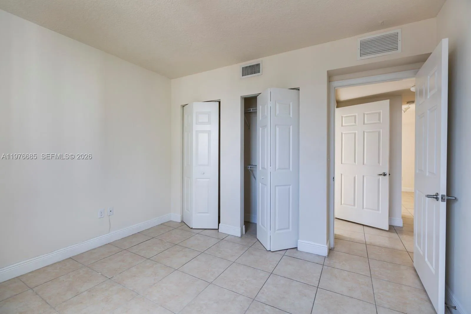423 Ne 23rd St 604, Miami, Florida 33137, Miami, Florida 33137, 2 Bedrooms Bedrooms, ,2 BathroomsBathrooms,Residential Lease,For Rent,423 Ne 23rd St 604, Miami, Florida 33137,A11976685