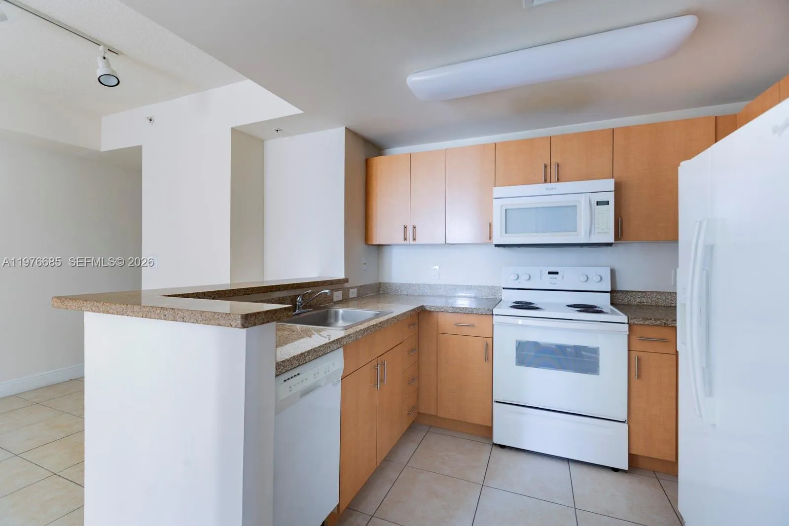 423 Ne 23rd St 604, Miami, Florida 33137, Miami, Florida 33137, 2 Bedrooms Bedrooms, ,2 BathroomsBathrooms,Residential Lease,For Rent,423 Ne 23rd St 604, Miami, Florida 33137,A11976685