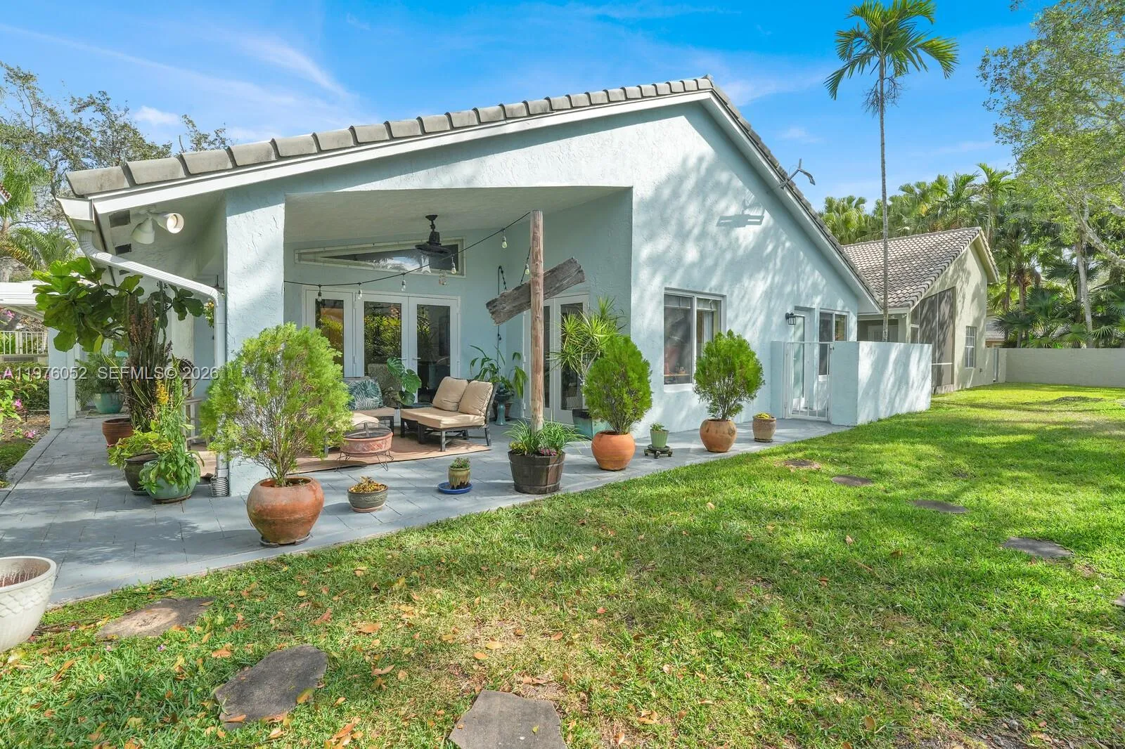 2091 Island Cir, Weston, Florida 33326, Weston, Florida 33326, 3 Bedrooms Bedrooms, ,3 BathroomsBathrooms,Residential,For Sale,2091 Island Cir, Weston, Florida 33326,A11976052