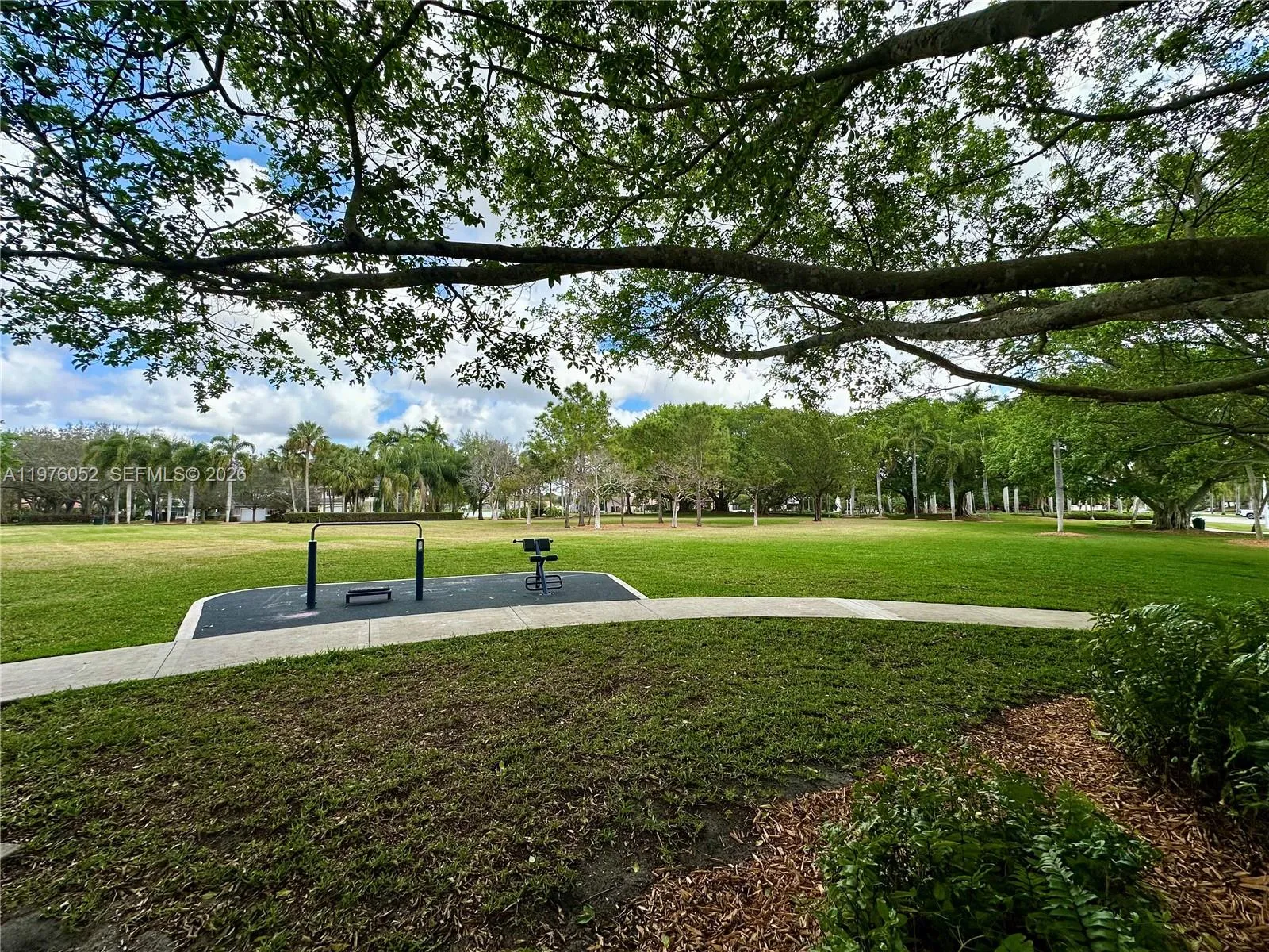 2091 Island Cir, Weston, Florida 33326, Weston, Florida 33326, 3 Bedrooms Bedrooms, ,3 BathroomsBathrooms,Residential,For Sale,2091 Island Cir, Weston, Florida 33326,A11976052