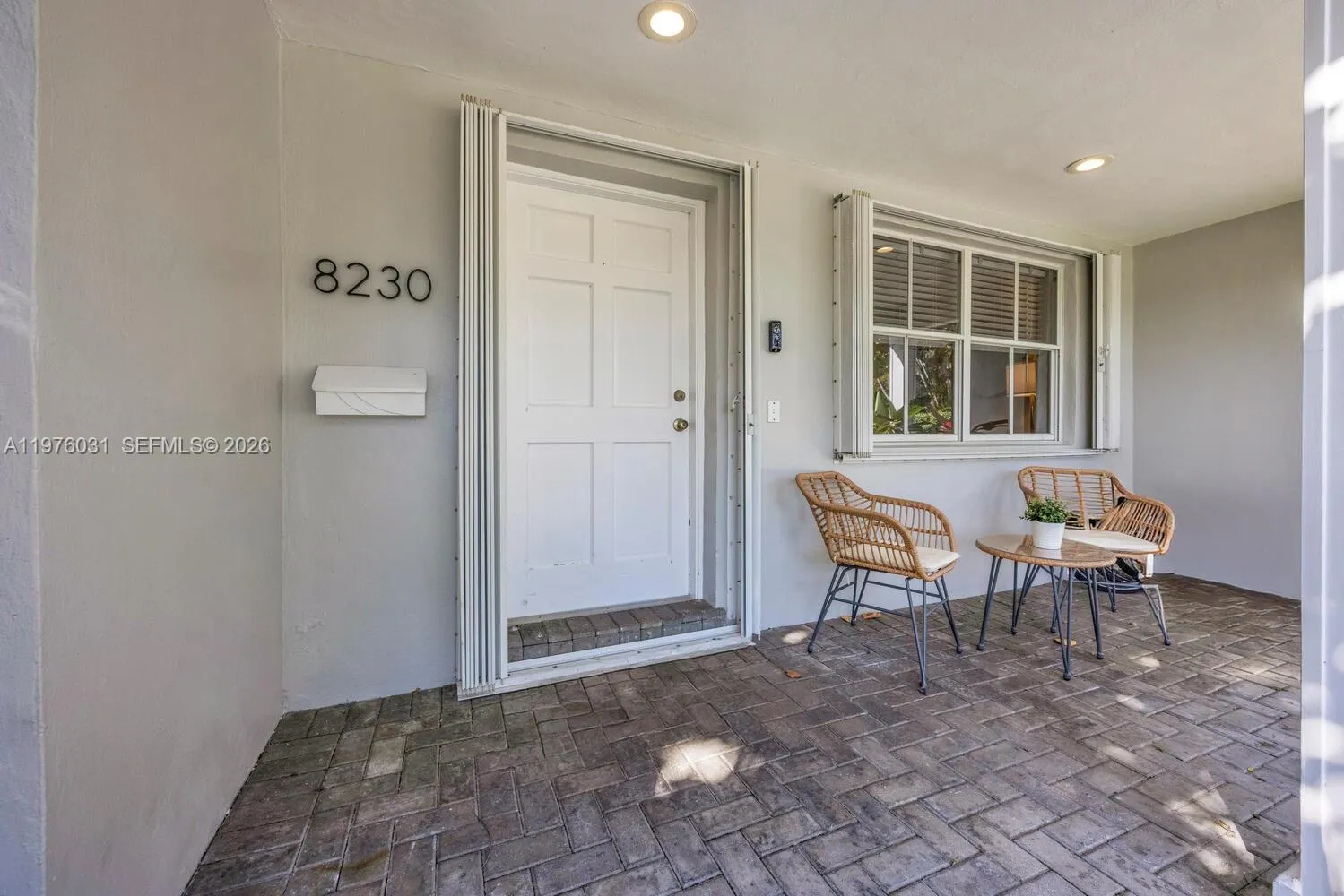 8230 Sw 63rd Pl, Miami, Florida 33143, Miami, Florida 33143, 3 Bedrooms Bedrooms, ,2 BathroomsBathrooms,Residential Lease,For Rent,8230 Sw 63rd Pl, Miami, Florida 33143,A11976031