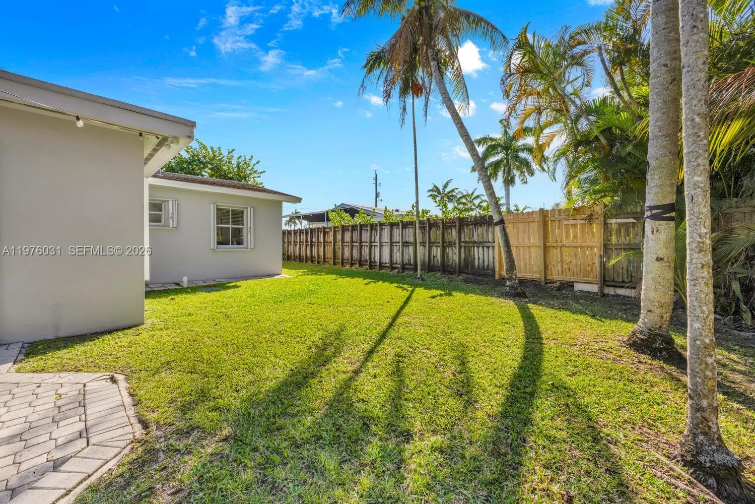 8230 Sw 63rd Pl, Miami, Florida 33143, Miami, Florida 33143, 3 Bedrooms Bedrooms, ,2 BathroomsBathrooms,Residential Lease,For Rent,8230 Sw 63rd Pl, Miami, Florida 33143,A11976031