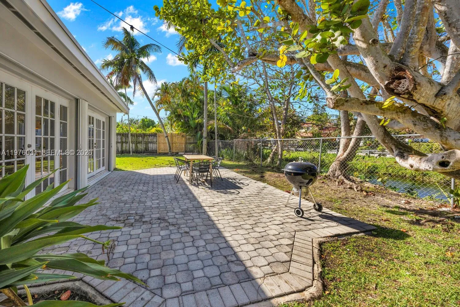 8230 Sw 63rd Pl, Miami, Florida 33143, Miami, Florida 33143, 3 Bedrooms Bedrooms, ,2 BathroomsBathrooms,Residential Lease,For Rent,8230 Sw 63rd Pl, Miami, Florida 33143,A11976031