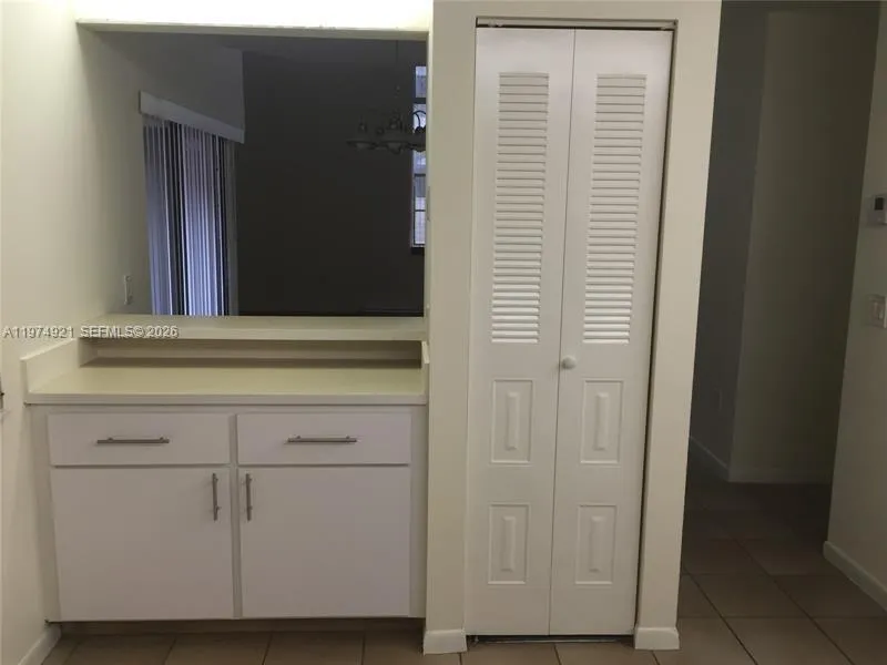 331 Ives Dairy Rd 331-10, Miami, Florida 33179, Miami, Florida 33179, 3 Bedrooms Bedrooms, ,2 BathroomsBathrooms,Residential,For Sale,331 Ives Dairy Rd 331-10, Miami, Florida 33179,A11974921