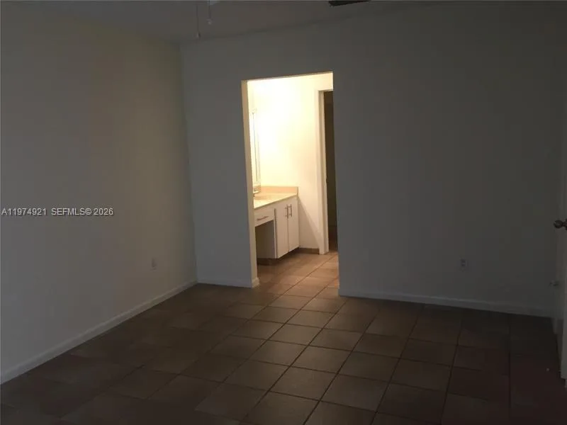 331 Ives Dairy Rd 331-10, Miami, Florida 33179, Miami, Florida 33179, 3 Bedrooms Bedrooms, ,2 BathroomsBathrooms,Residential,For Sale,331 Ives Dairy Rd 331-10, Miami, Florida 33179,A11974921