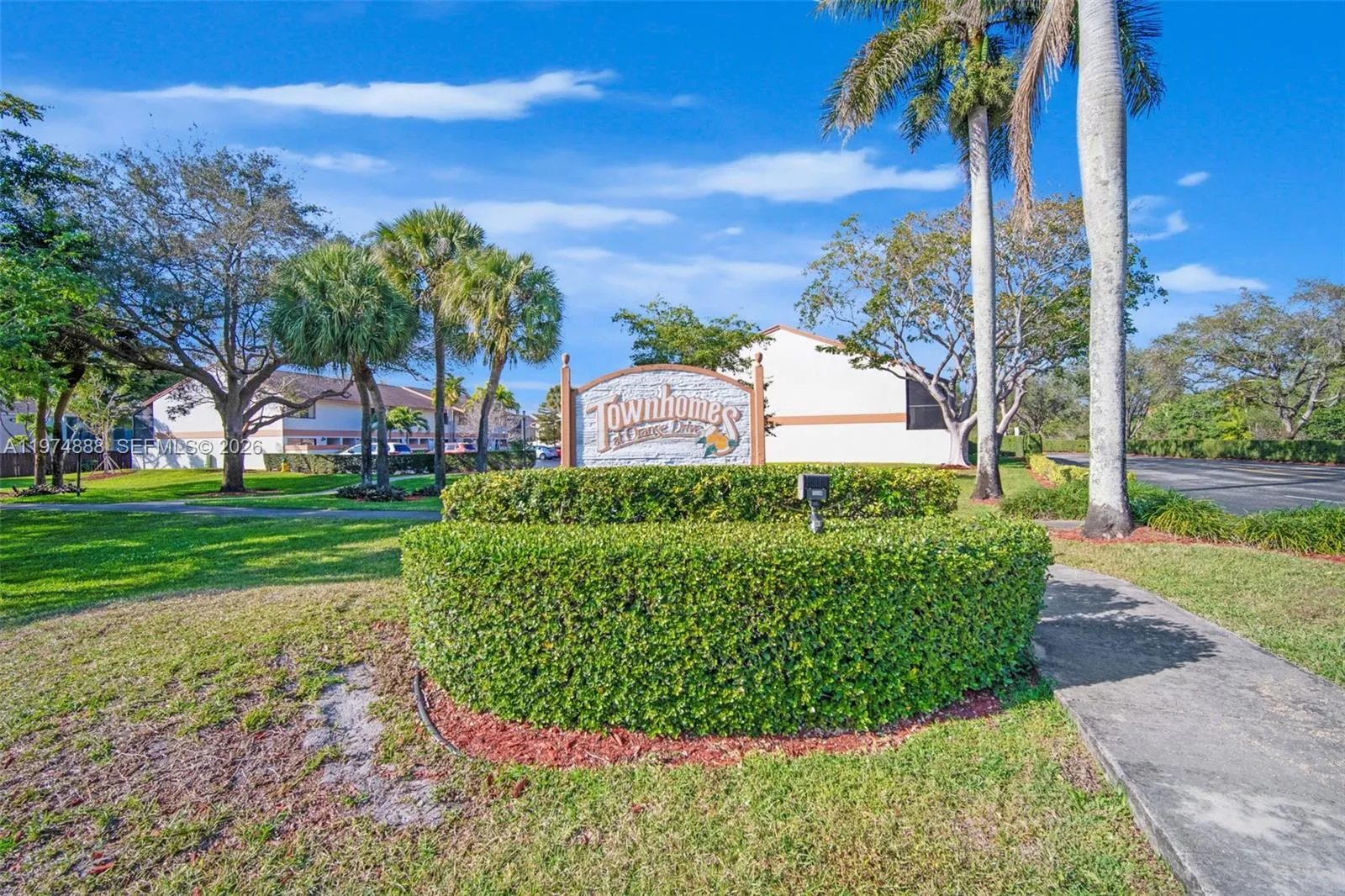 4250 Sw 70th Ter, Davie, Florida 33314, Davie, Florida 33314, 2 Bedrooms Bedrooms, 6 Rooms Rooms,2 BathroomsBathrooms,Residential,For Sale,4250 Sw 70th Ter, Davie, Florida 33314,A11974888