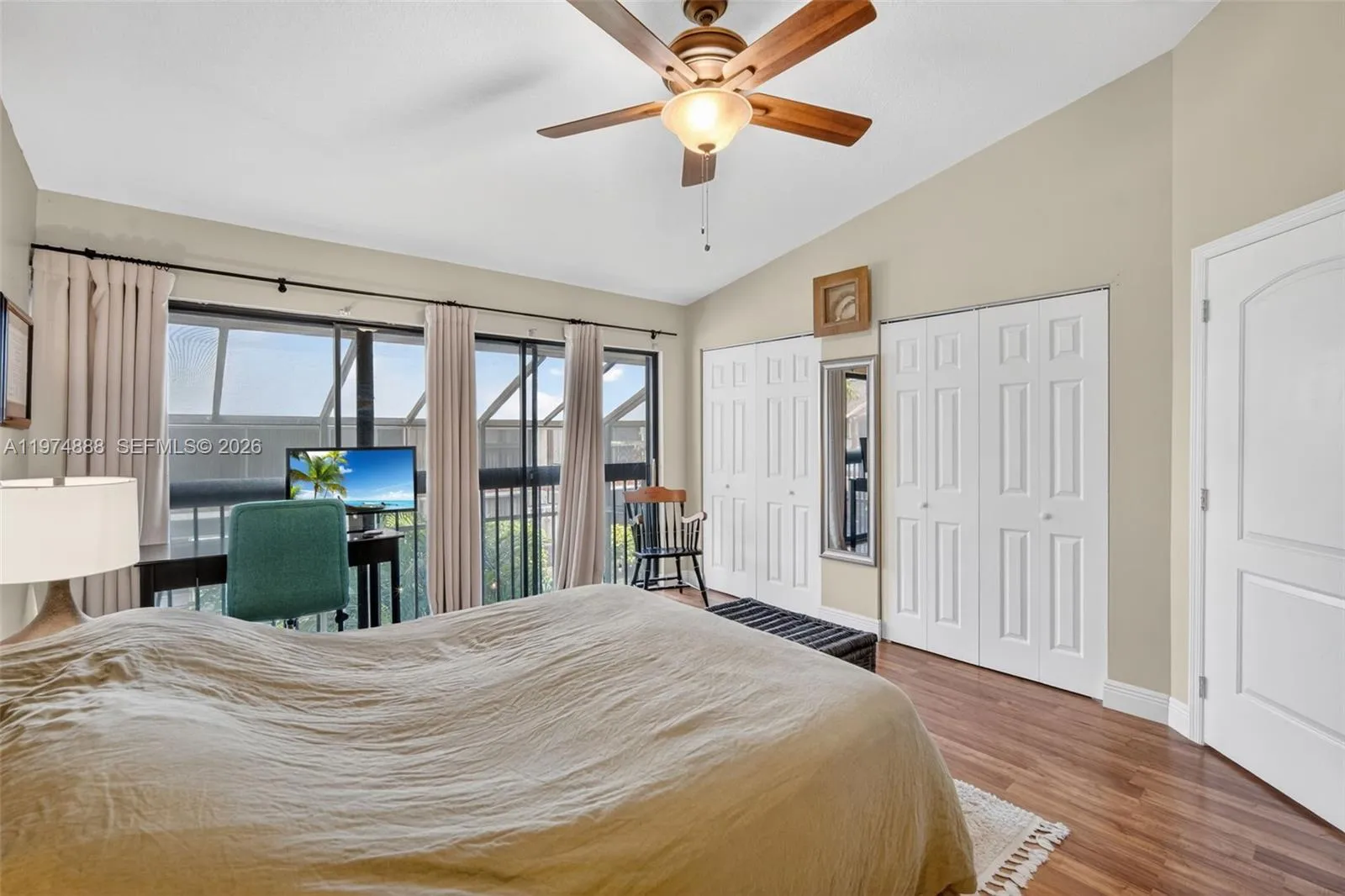 4250 Sw 70th Ter, Davie, Florida 33314, Davie, Florida 33314, 2 Bedrooms Bedrooms, 6 Rooms Rooms,2 BathroomsBathrooms,Residential,For Sale,4250 Sw 70th Ter, Davie, Florida 33314,A11974888