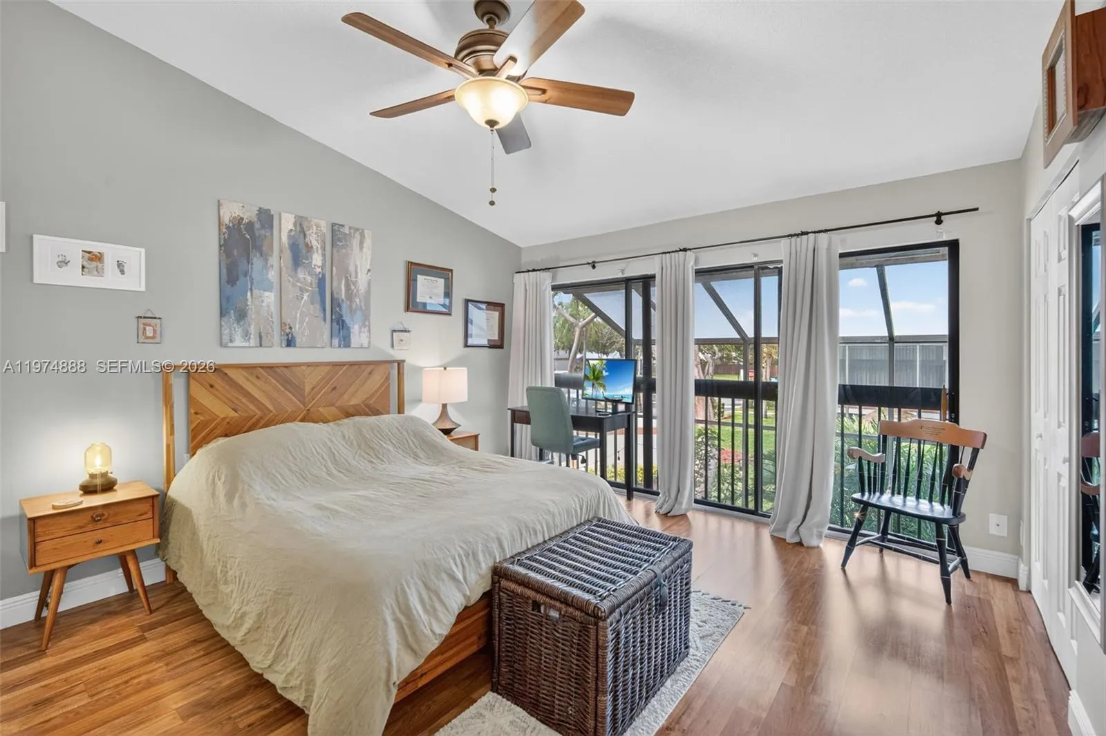 4250 Sw 70th Ter, Davie, Florida 33314, Davie, Florida 33314, 2 Bedrooms Bedrooms, 6 Rooms Rooms,2 BathroomsBathrooms,Residential,For Sale,4250 Sw 70th Ter, Davie, Florida 33314,A11974888