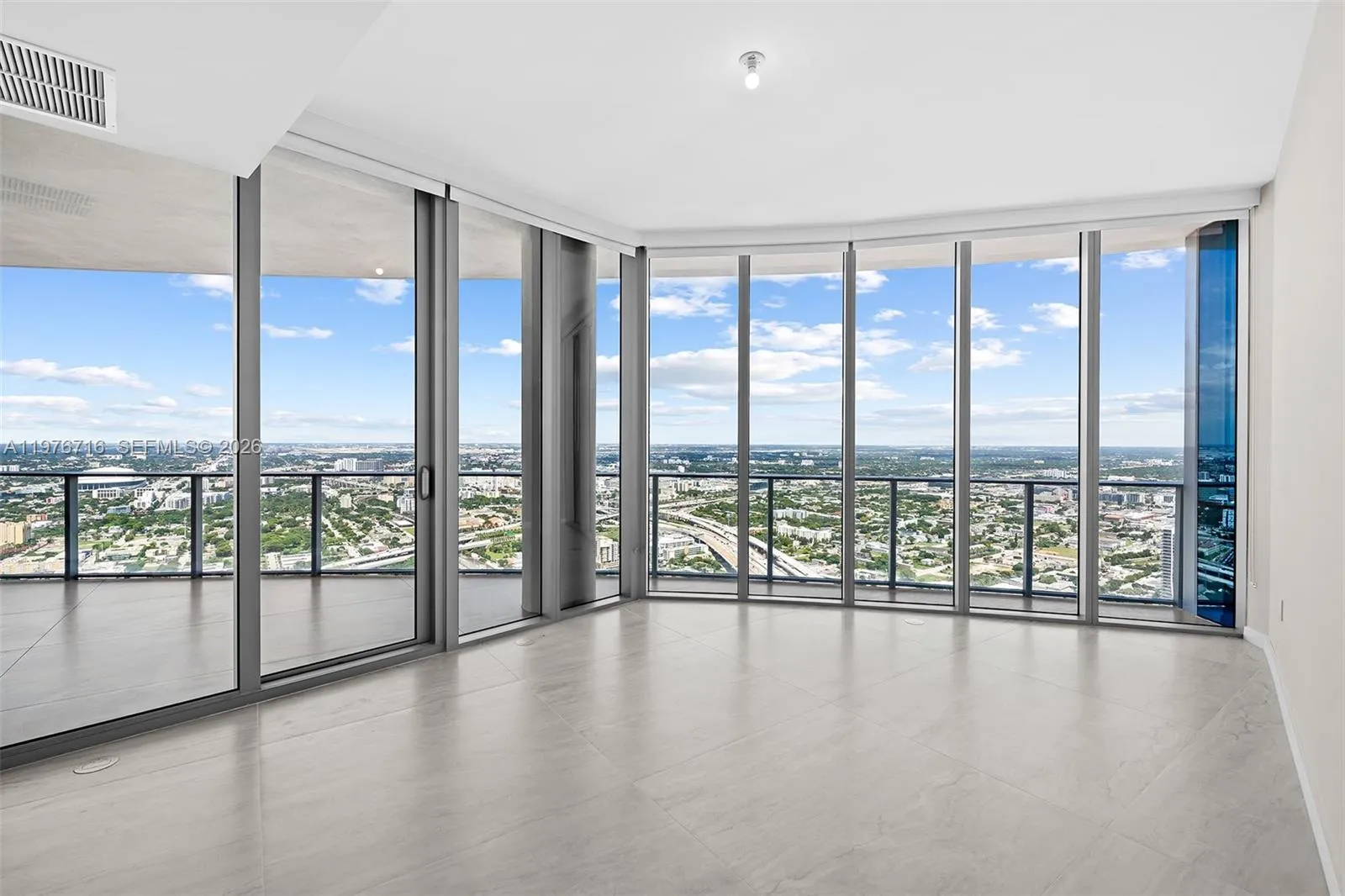 851 Ne 1st Ave Ph 5402, Miami, Florida 33132, Miami, Florida 33132, 4 Bedrooms Bedrooms, ,5 BathroomsBathrooms,Residential Lease,For Rent,851 Ne 1st Ave Ph 5402, Miami, Florida 33132,A11976716