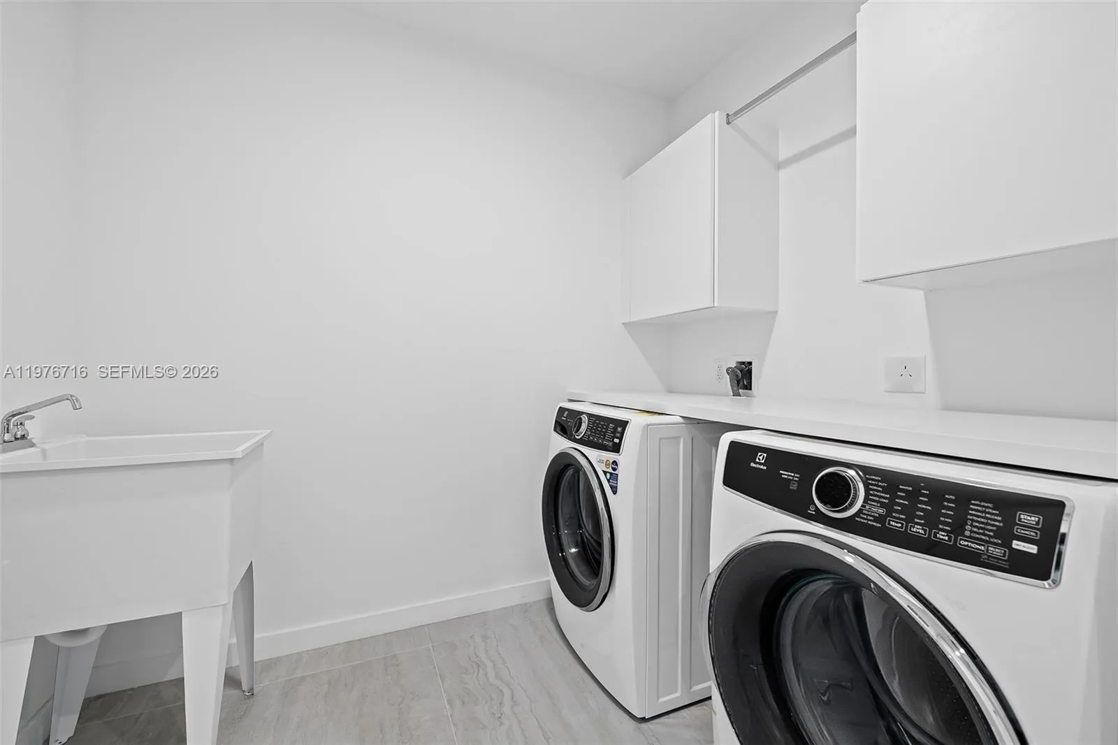 851 Ne 1st Ave Ph 5402, Miami, Florida 33132, Miami, Florida 33132, 4 Bedrooms Bedrooms, ,5 BathroomsBathrooms,Residential Lease,For Rent,851 Ne 1st Ave Ph 5402, Miami, Florida 33132,A11976716