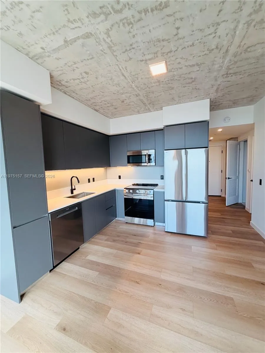 307 Sw 5th St 2611, Fort Lauderdale, Florida 33315, Fort Lauderdale, Florida 33315, ,1 BathroomBathrooms,Residential Lease,For Rent,307 Sw 5th St 2611, Fort Lauderdale, Florida 33315,A11975157