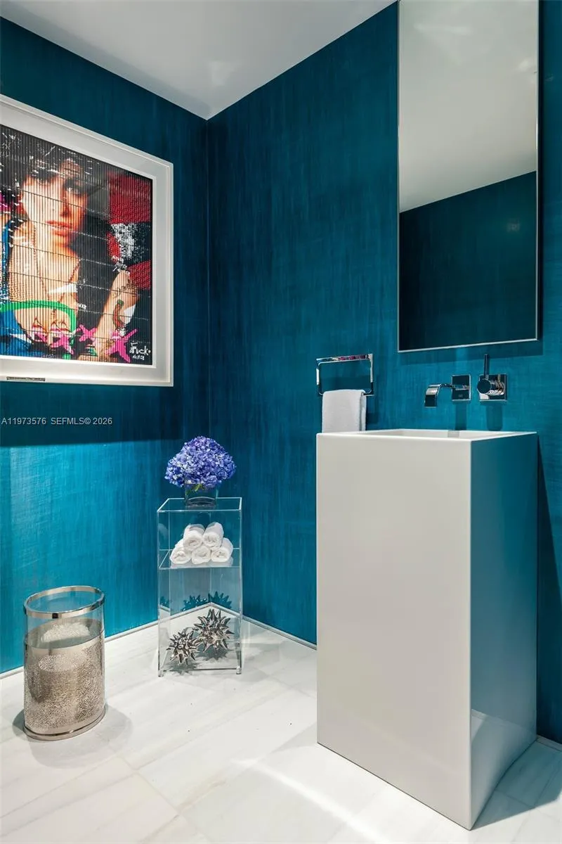 321 Ocean Dr 200, Miami Beach, Florida 33139, Miami Beach, Florida 33139, 4 Bedrooms Bedrooms, ,4 BathroomsBathrooms,Residential,For Sale,321 Ocean Dr 200, Miami Beach, Florida 33139,A11973576