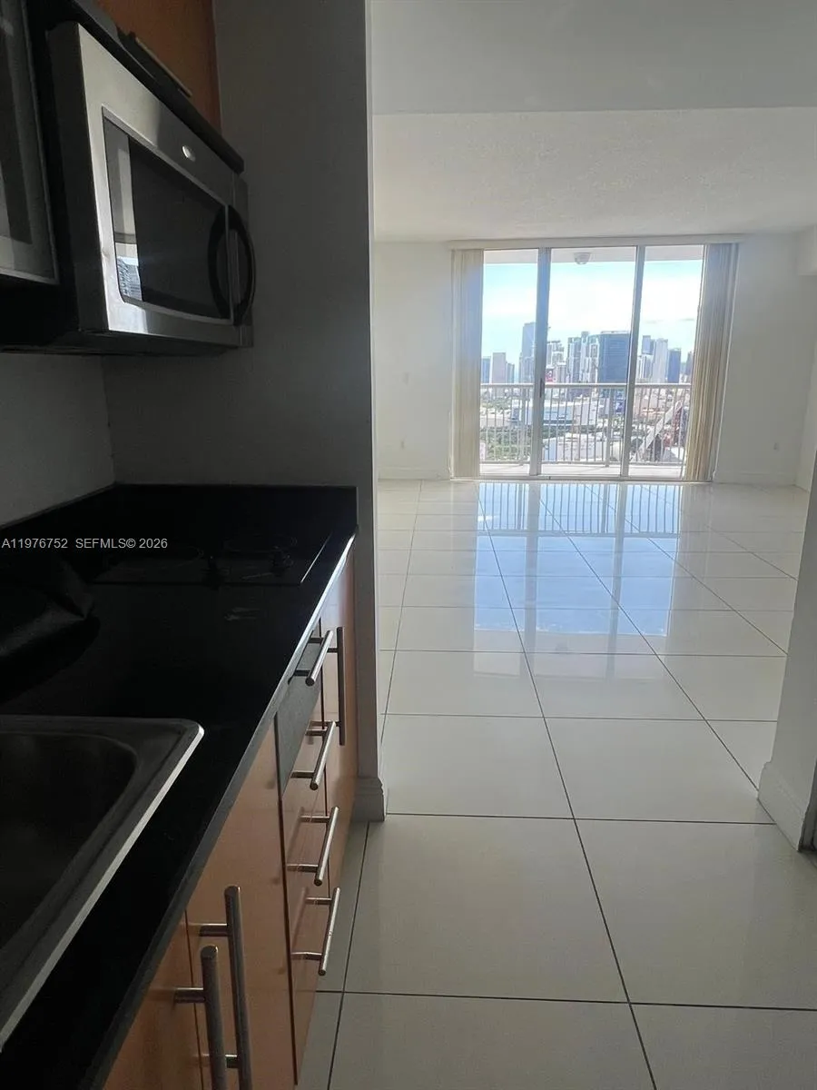 1750 N Bayshore Dr 3808, Miami, Florida 33132, Miami, Florida 33132, ,1 BathroomBathrooms,Residential Lease,For Rent,1750 N Bayshore Dr 3808, Miami, Florida 33132,A11976752