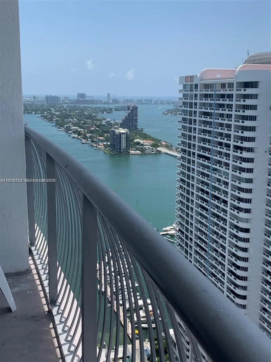 1750 N Bayshore Dr 3808, Miami, Florida 33132, Miami, Florida 33132, ,1 BathroomBathrooms,Residential Lease,For Rent,1750 N Bayshore Dr 3808, Miami, Florida 33132,A11976752