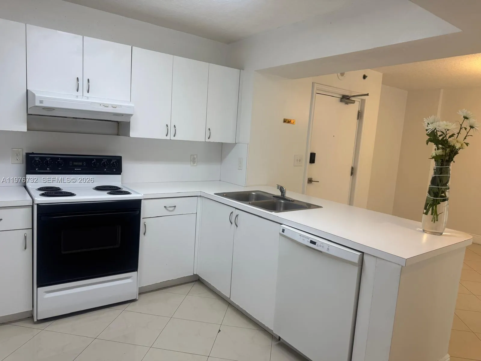 104 Sw 9th St 1403, Miami, Florida 33130, Miami, Florida 33130, 3 Bedrooms Bedrooms, ,2 BathroomsBathrooms,Residential Lease,For Rent,104 Sw 9th St 1403, Miami, Florida 33130,A11976732