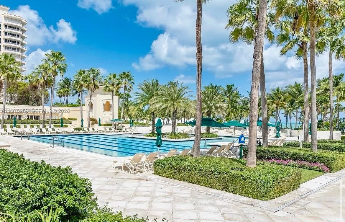 735 Crandon Blvd 303, Key Biscayne, Florida 33149, Key Biscayne, Florida 33149, 3 Bedrooms Bedrooms, ,3 BathroomsBathrooms,Residential,For Sale,735 Crandon Blvd 303, Key Biscayne, Florida 33149,A11975259