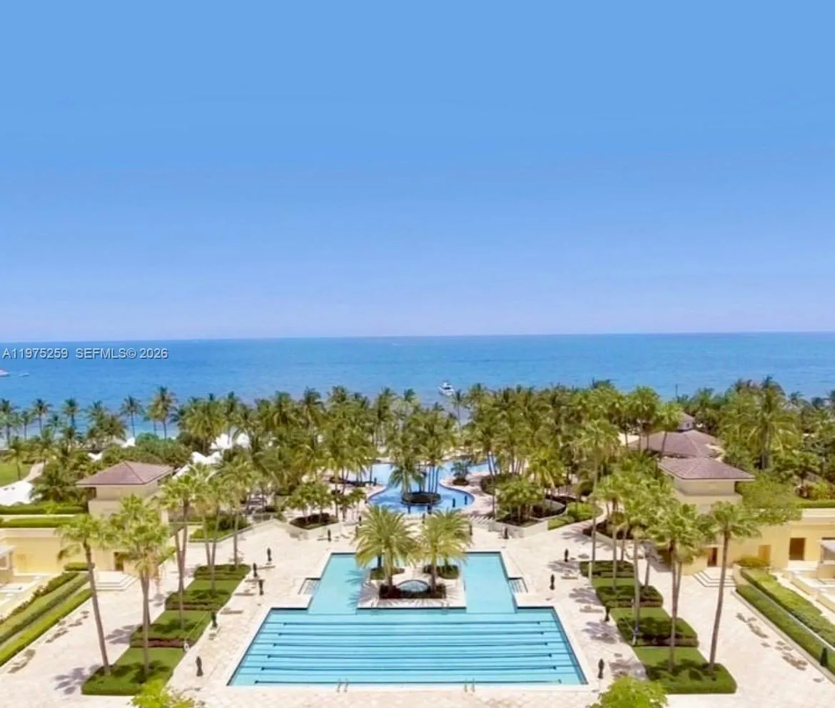 735 Crandon Blvd 303, Key Biscayne, Florida 33149, Key Biscayne, Florida 33149, 3 Bedrooms Bedrooms, ,3 BathroomsBathrooms,Residential,For Sale,735 Crandon Blvd 303, Key Biscayne, Florida 33149,A11975259